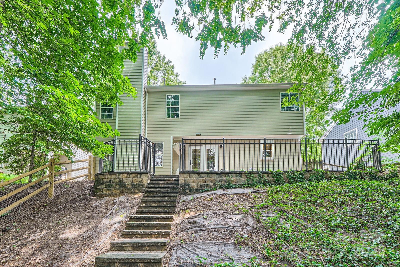 7810 Leisure Lane