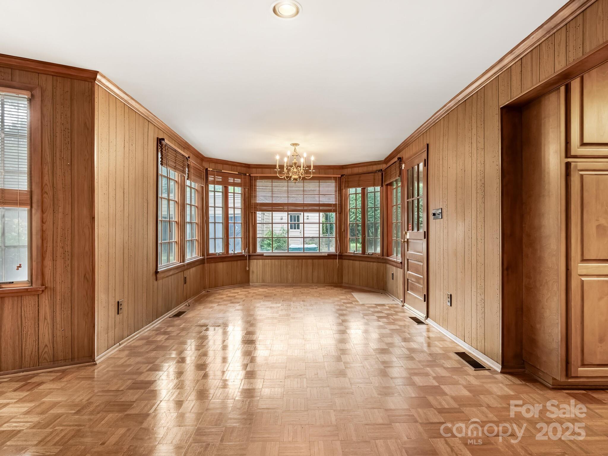 1950 Overhill Road
