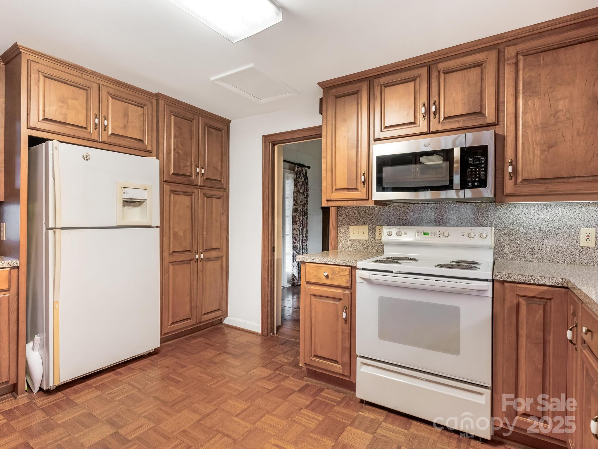 1950 Overhill Road