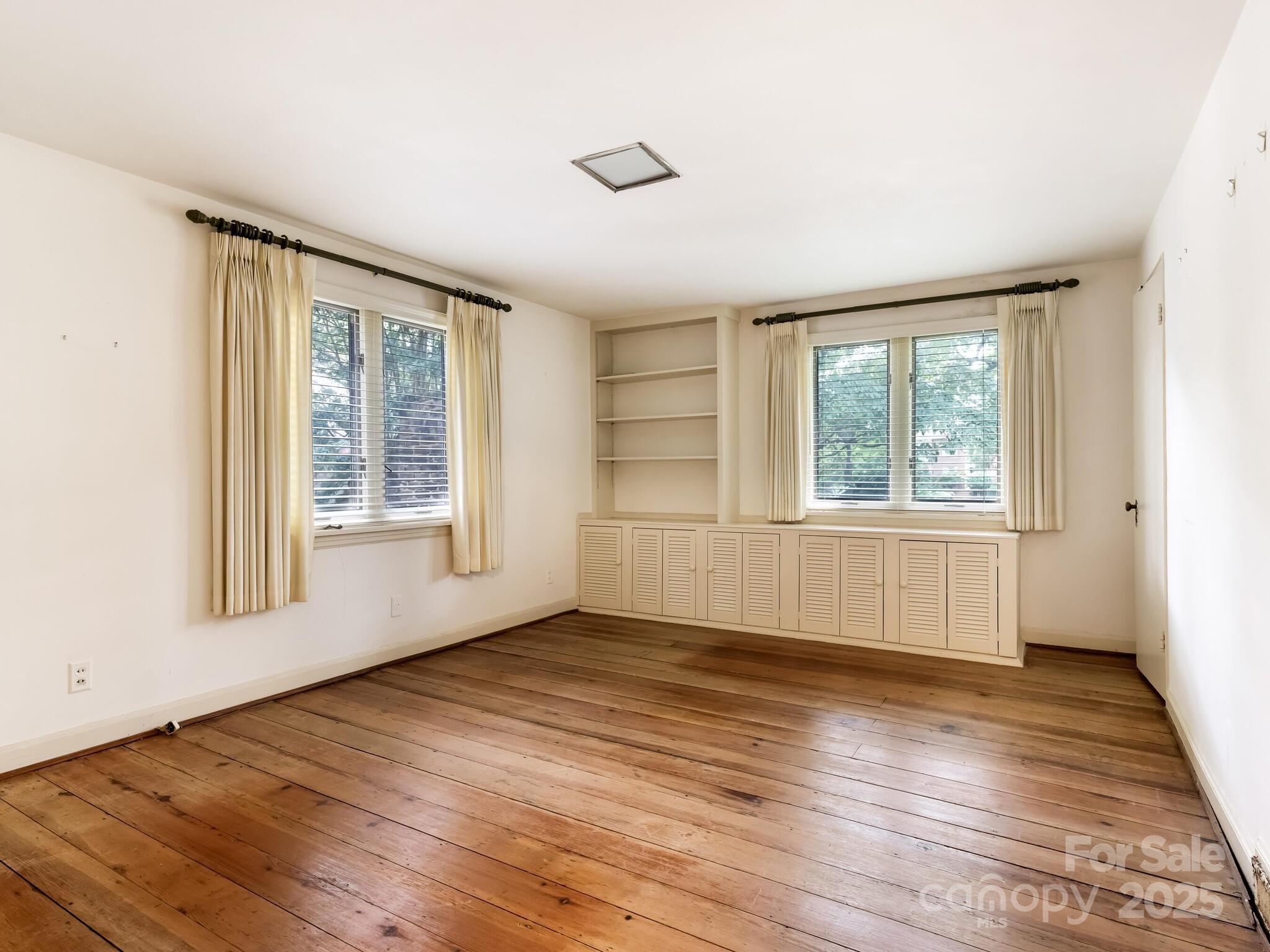 1950 Overhill Road