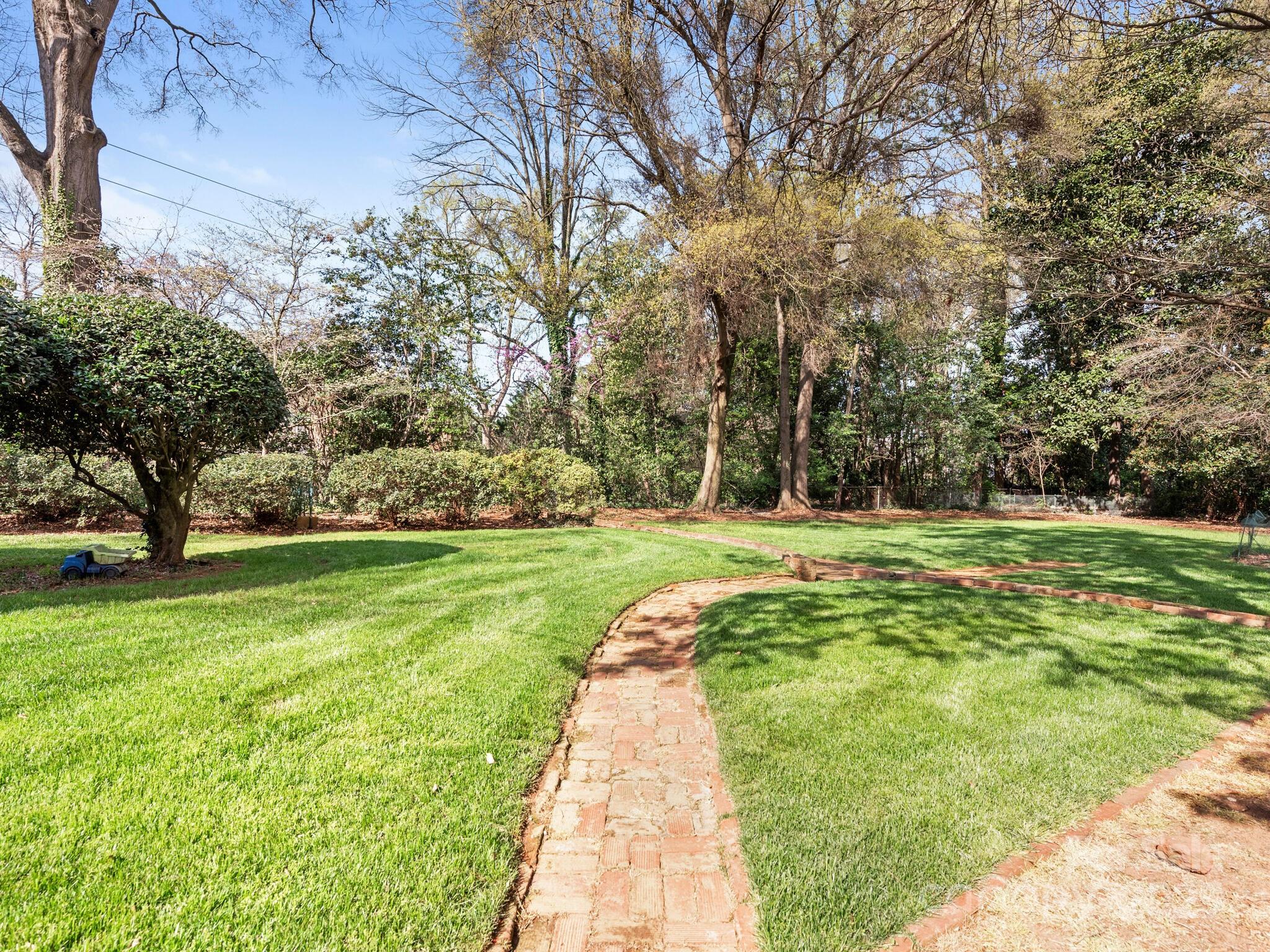 1950 Overhill Road