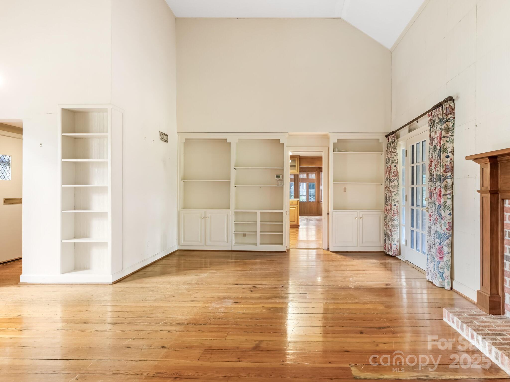1950 Overhill Road