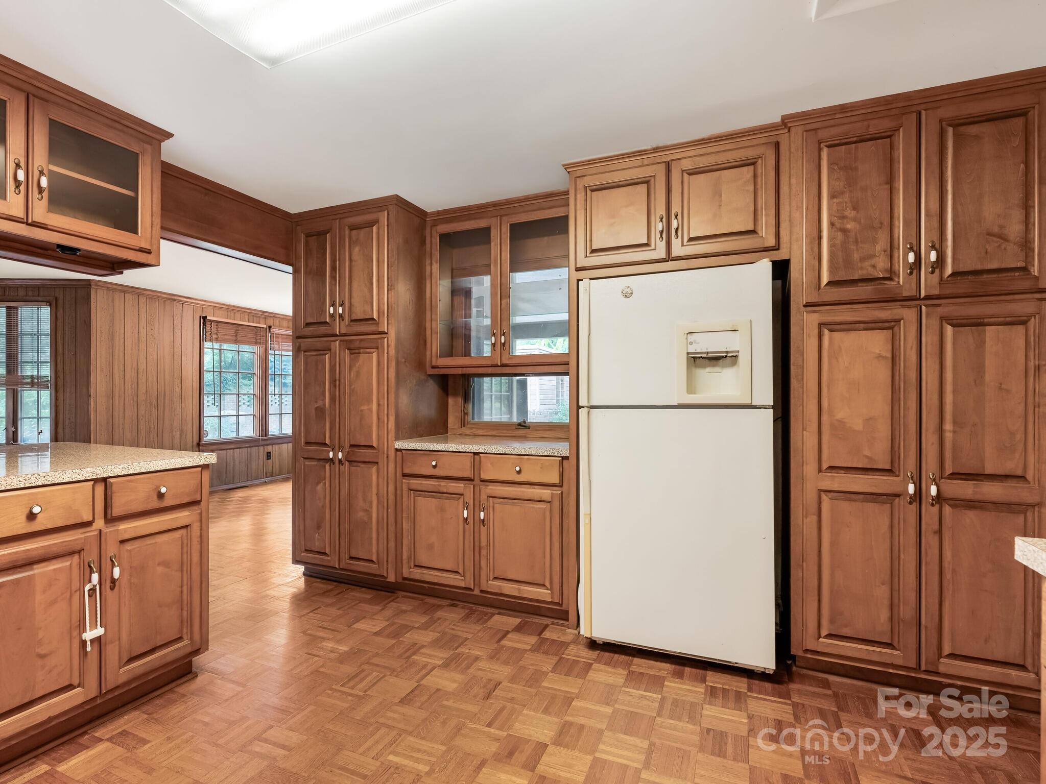 1950 Overhill Road