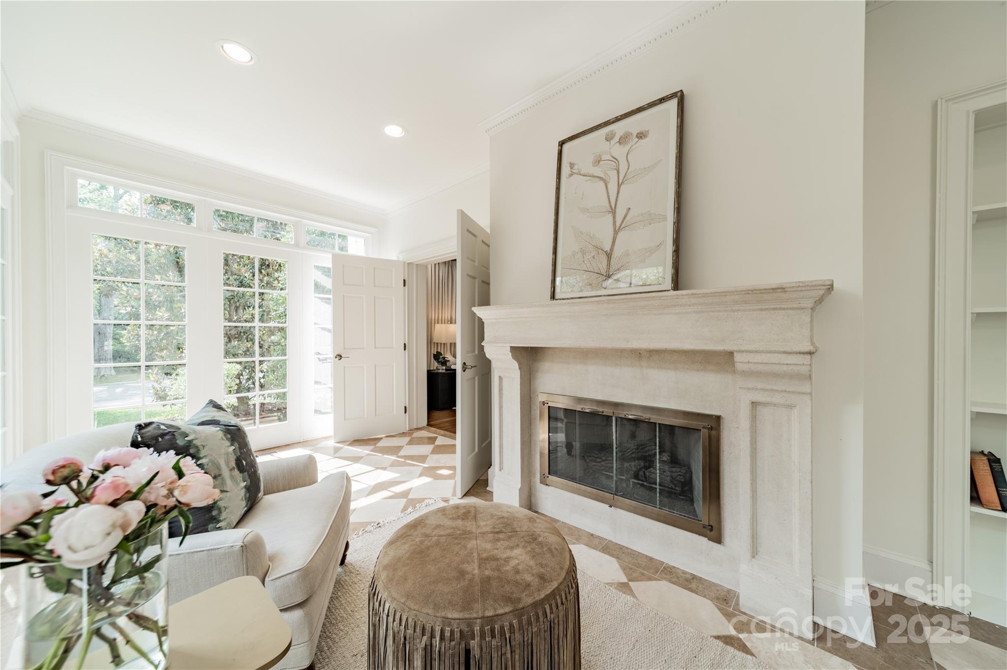 601 Cherokee Road
