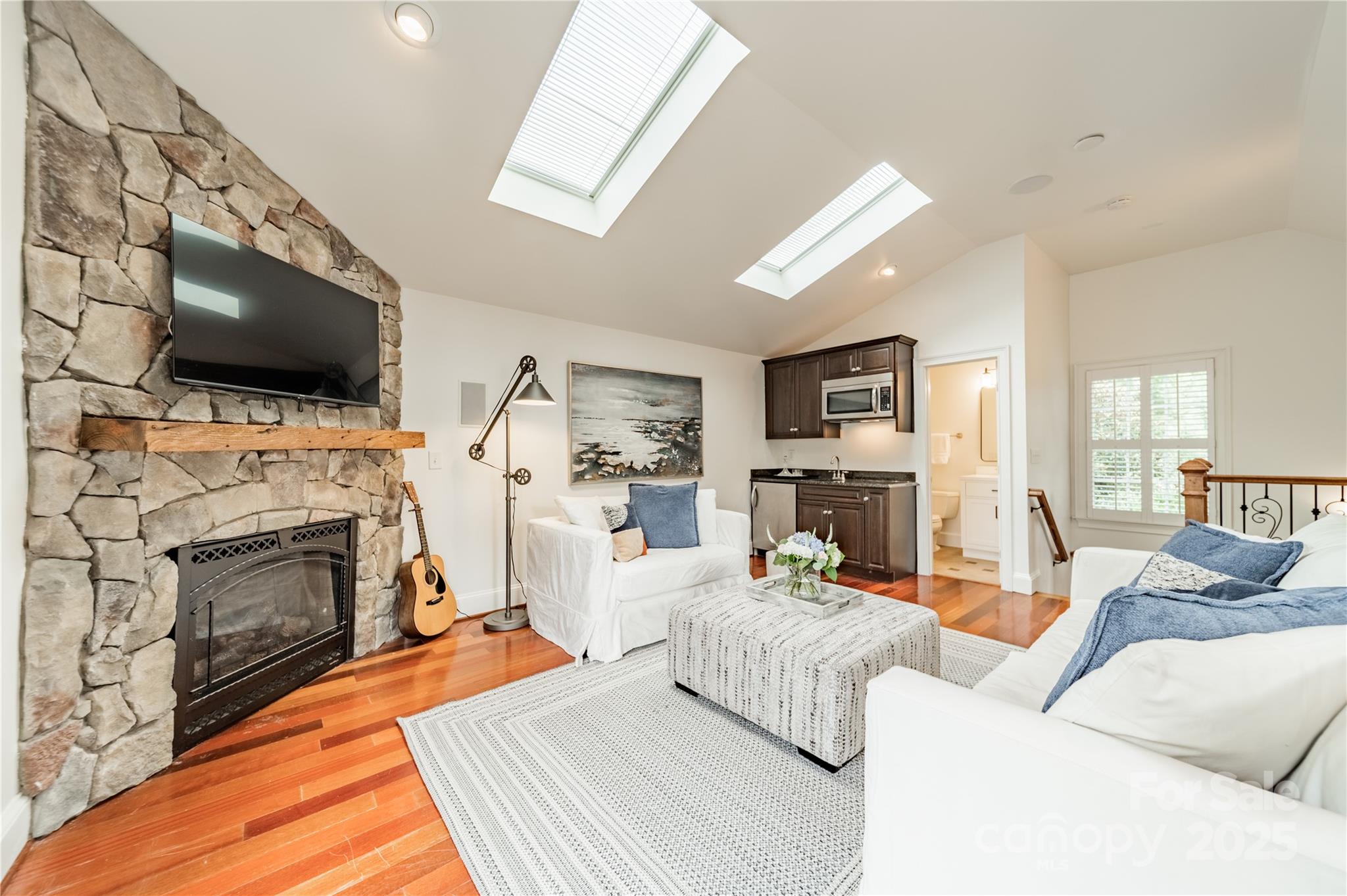 601 Cherokee Road