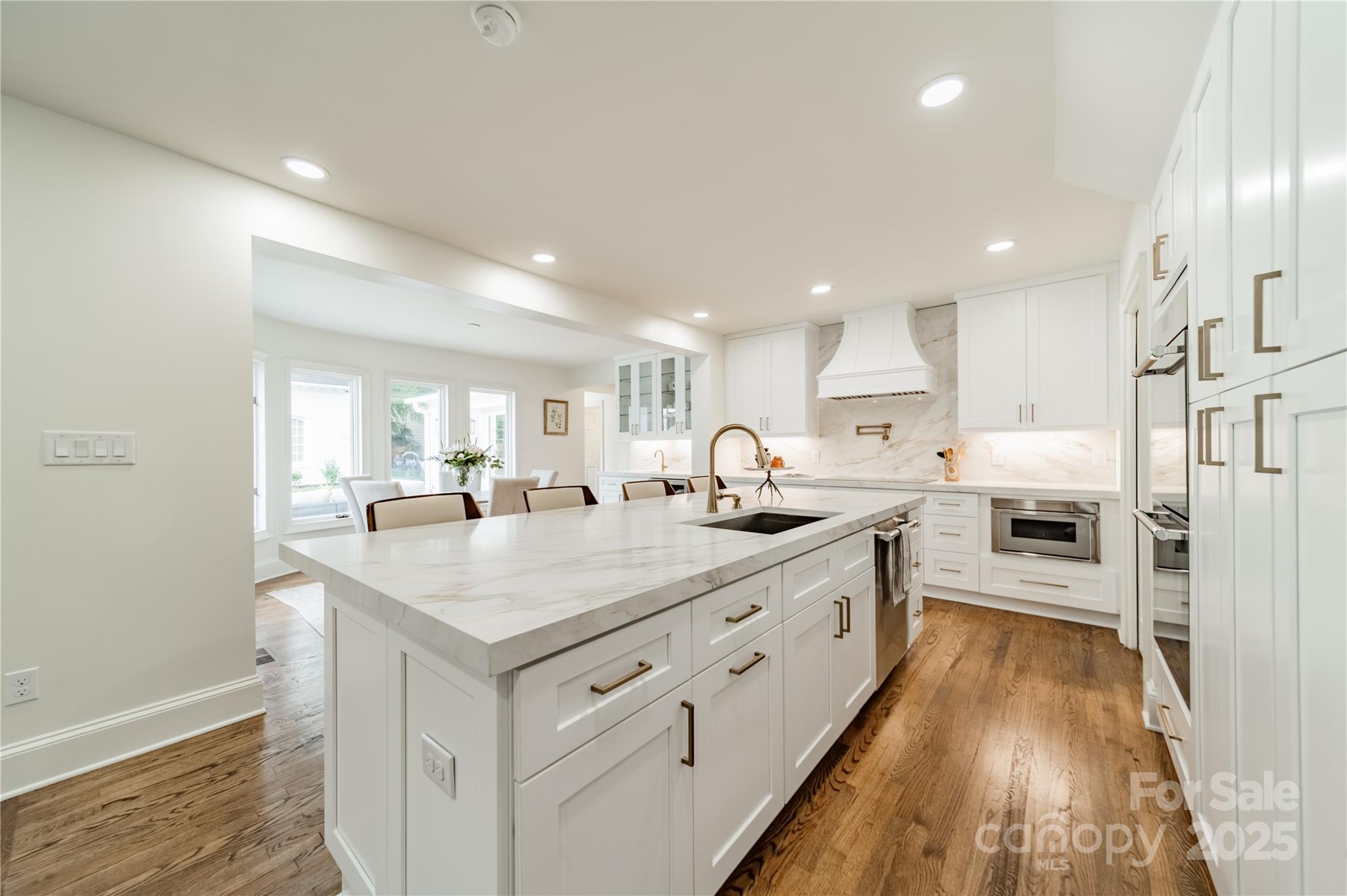 601 Cherokee Road