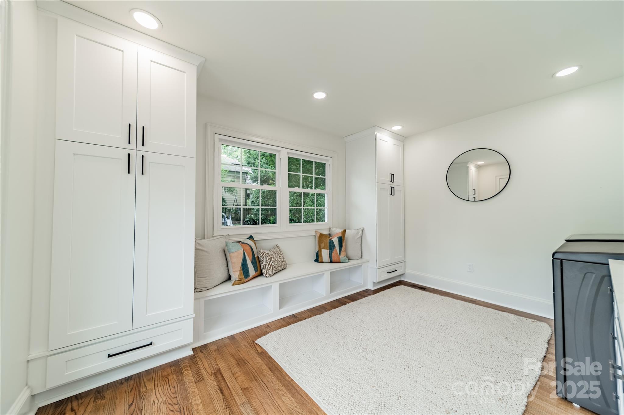 601 Cherokee Road