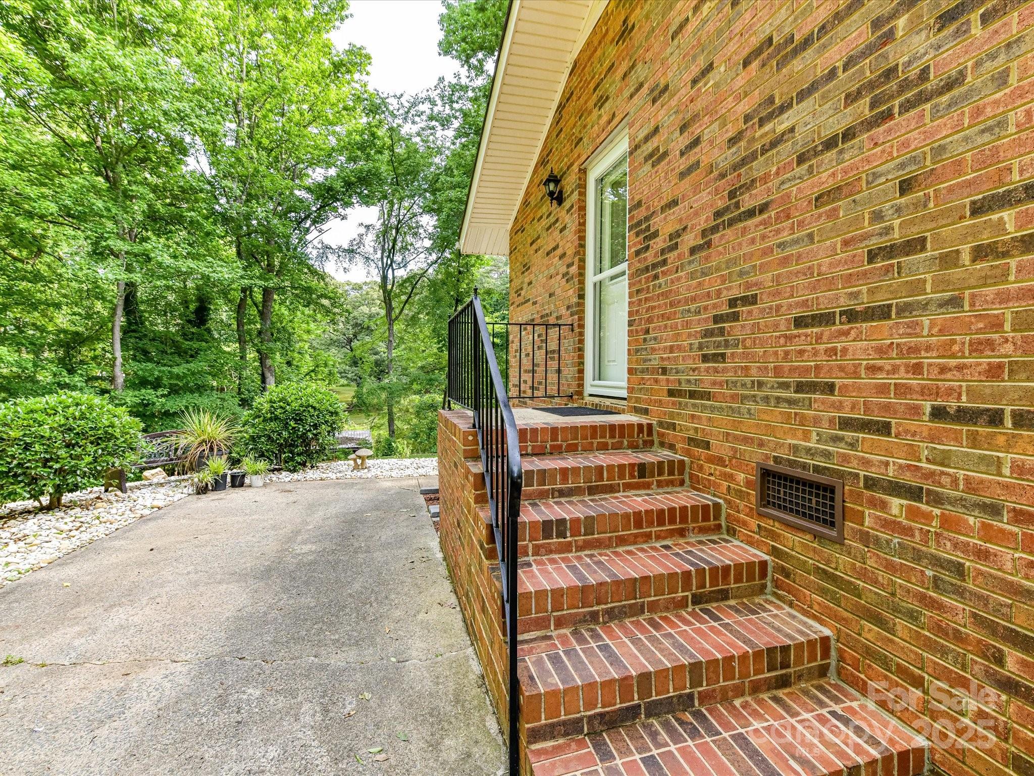 13617 Lake Bluff Drive