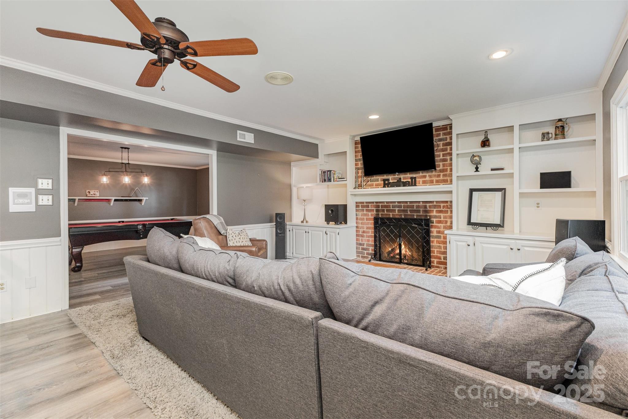 905 Mangionne Drive