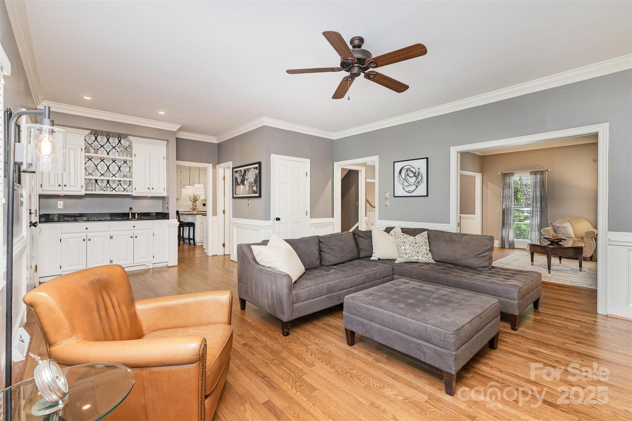 905 Mangionne Drive