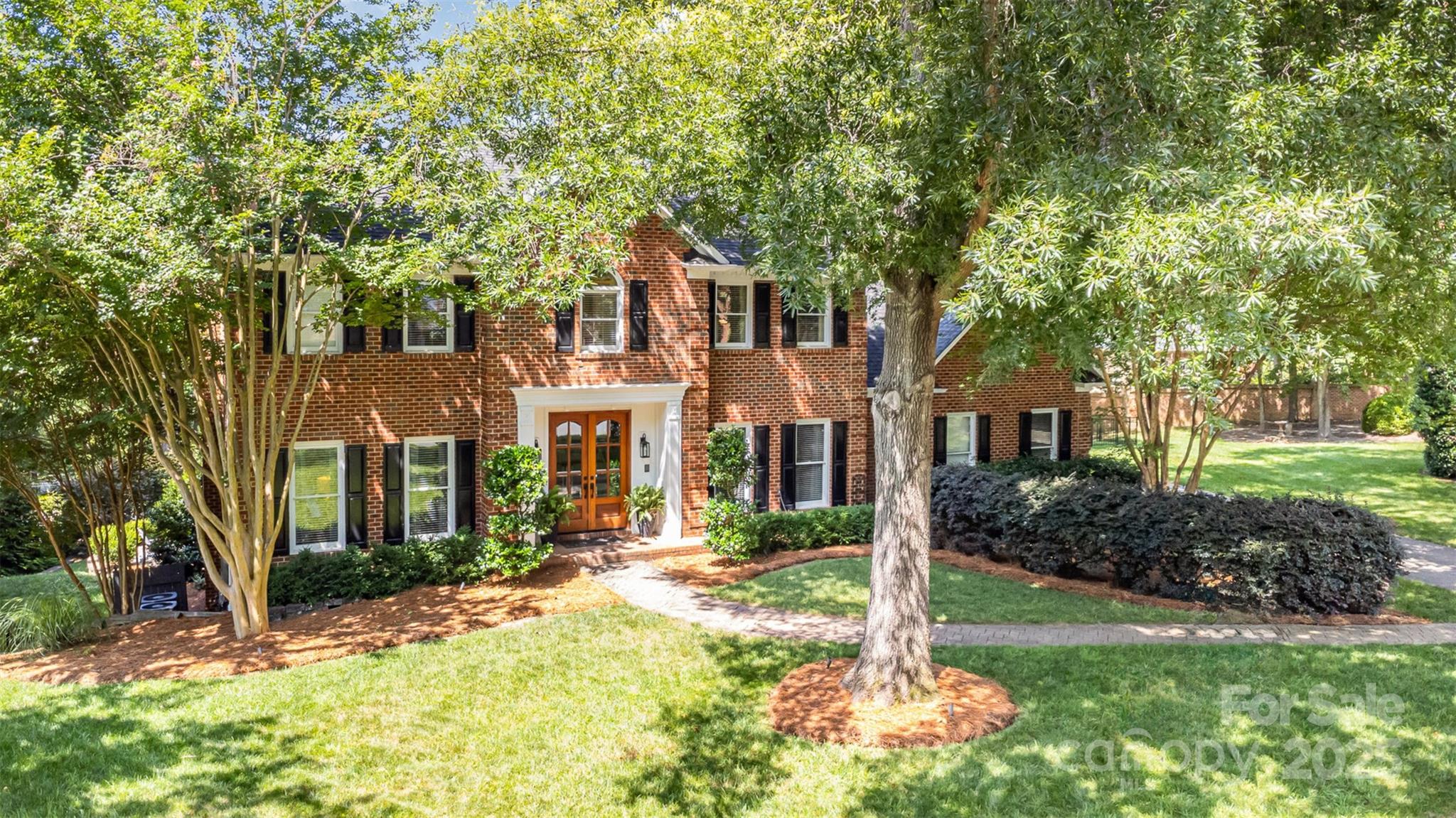 905 Mangionne Drive