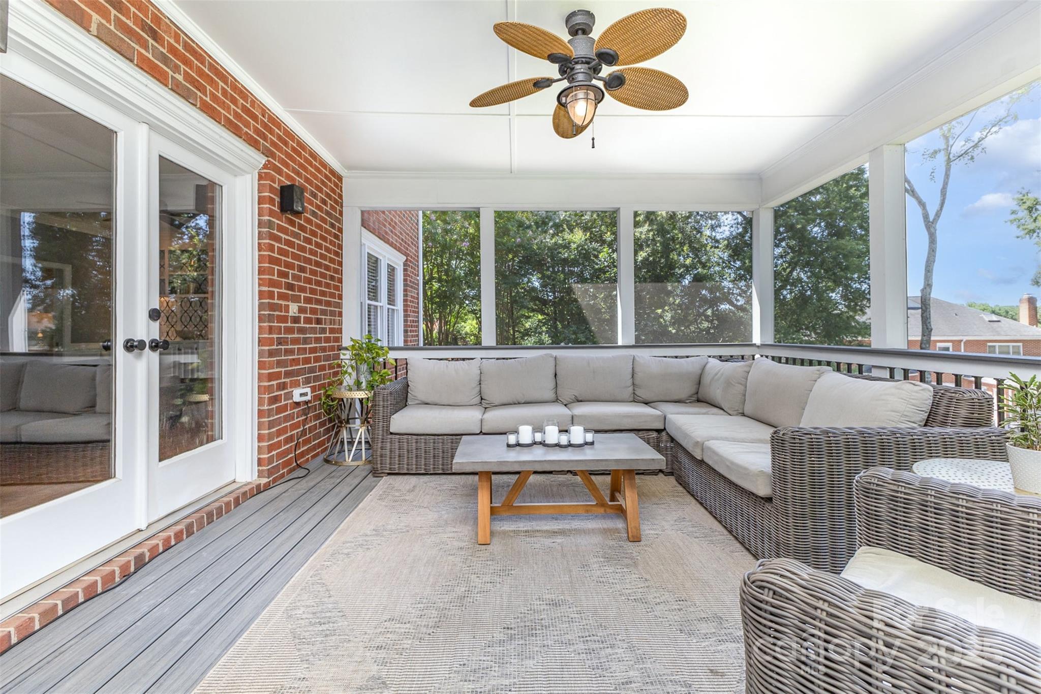 905 Mangionne Drive