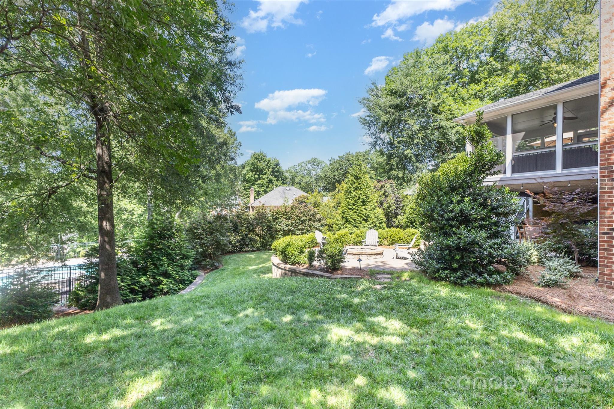 905 Mangionne Drive