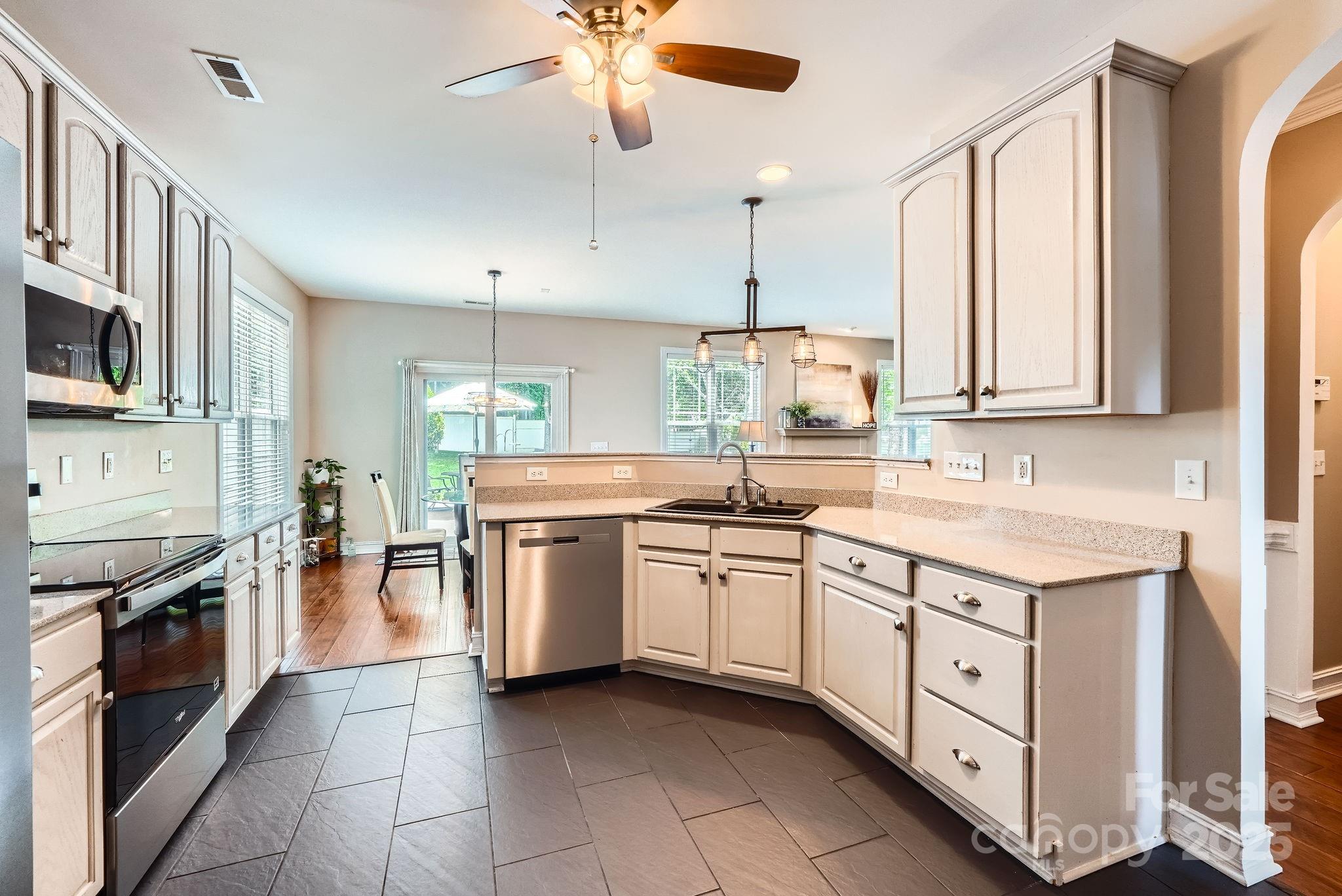 18732 Coachmans Trace
