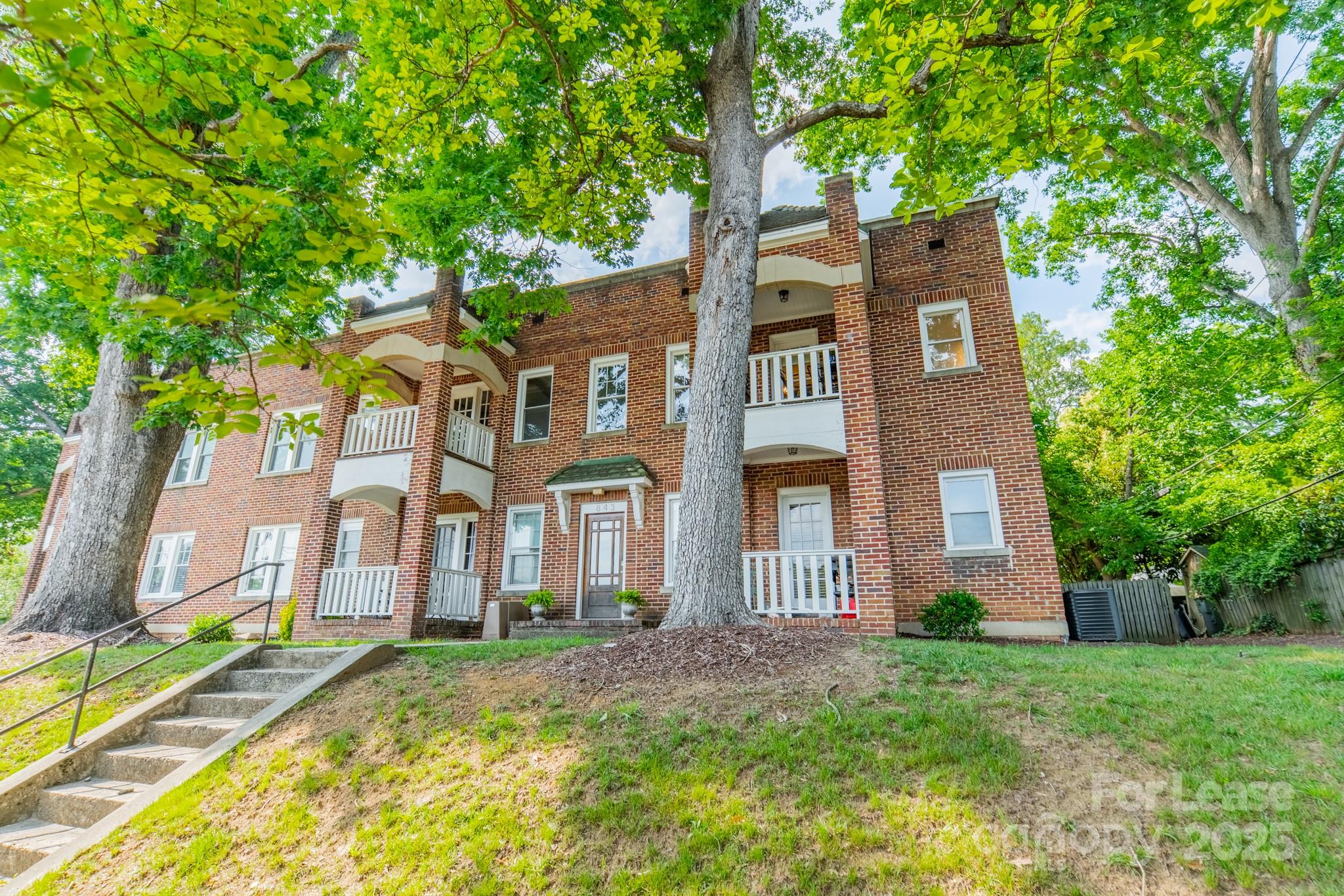 843 Ideal Way Unit: 12