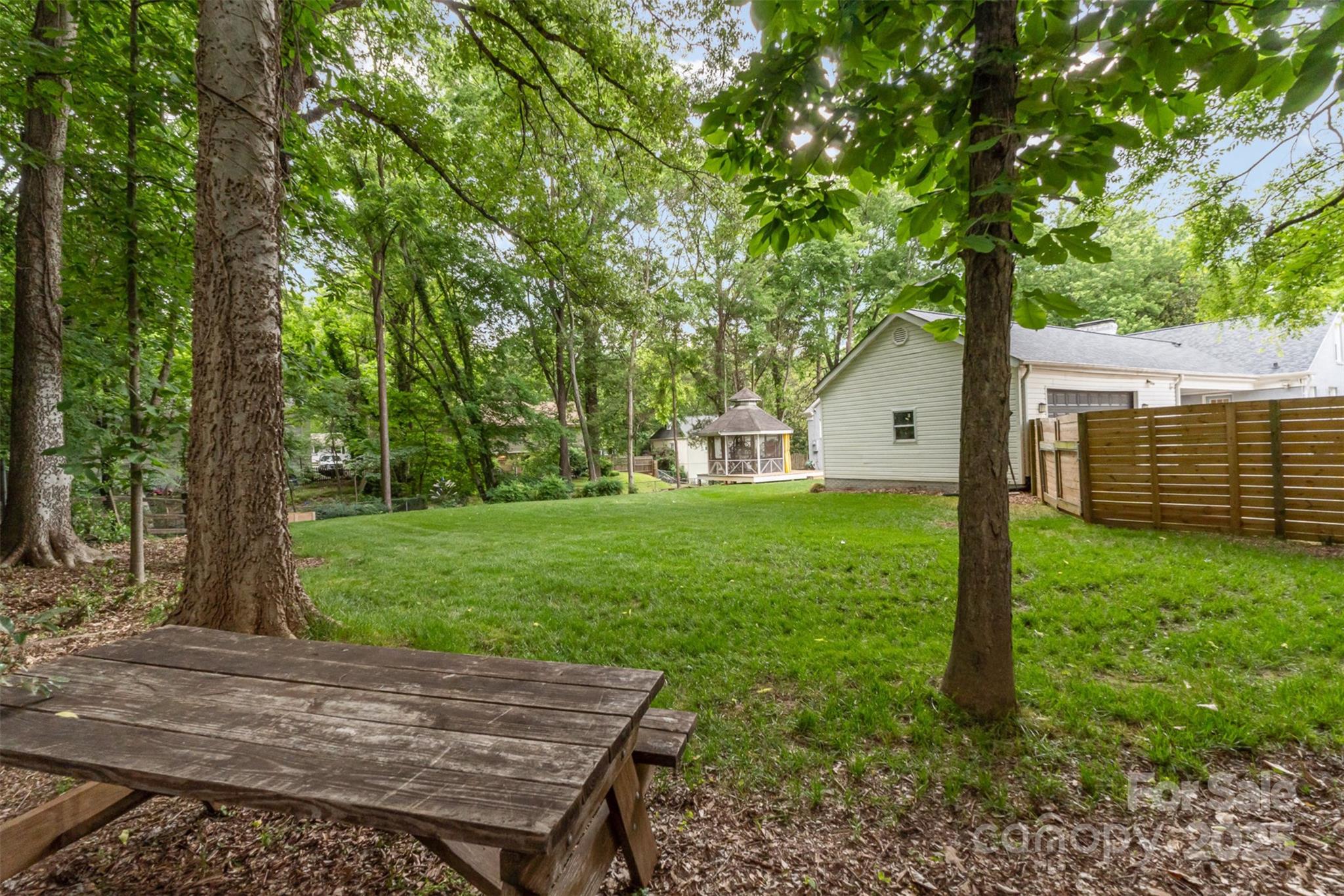 827 Ashwyn Drive
