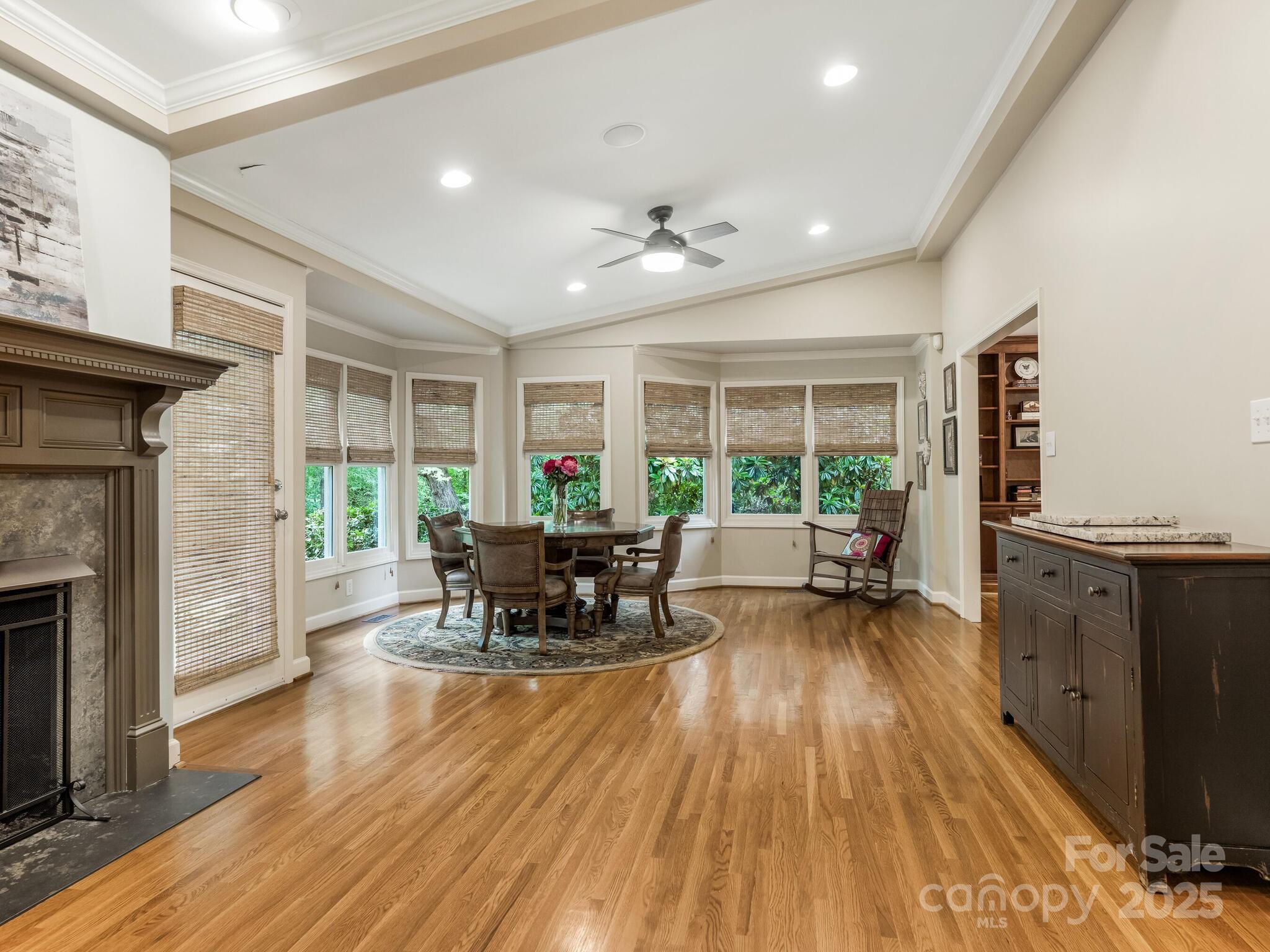 2141 Halford Place