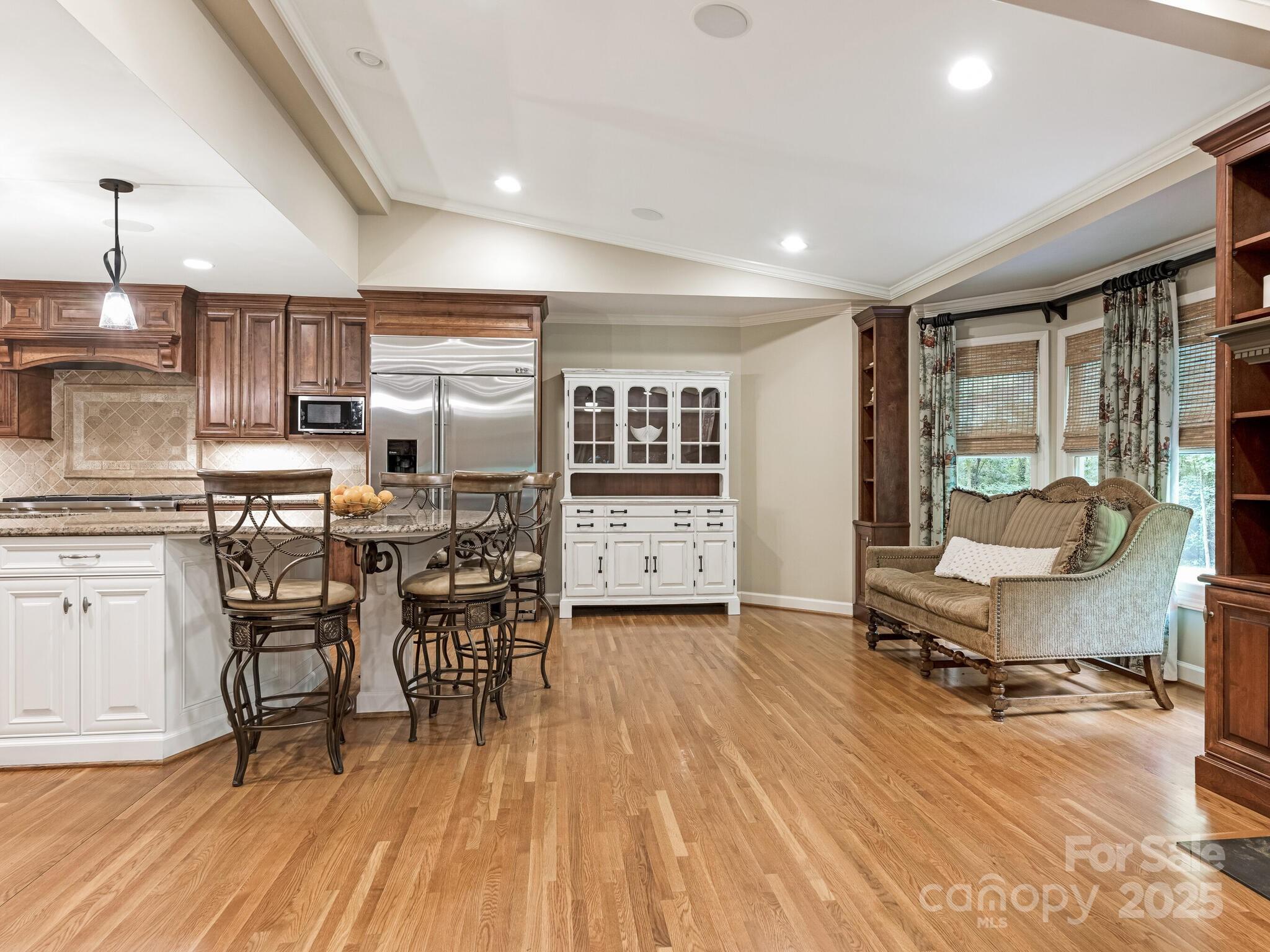 2141 Halford Place