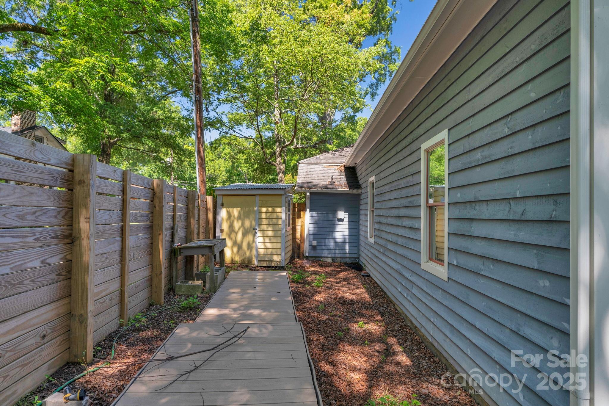 1500 Pecan Avenue