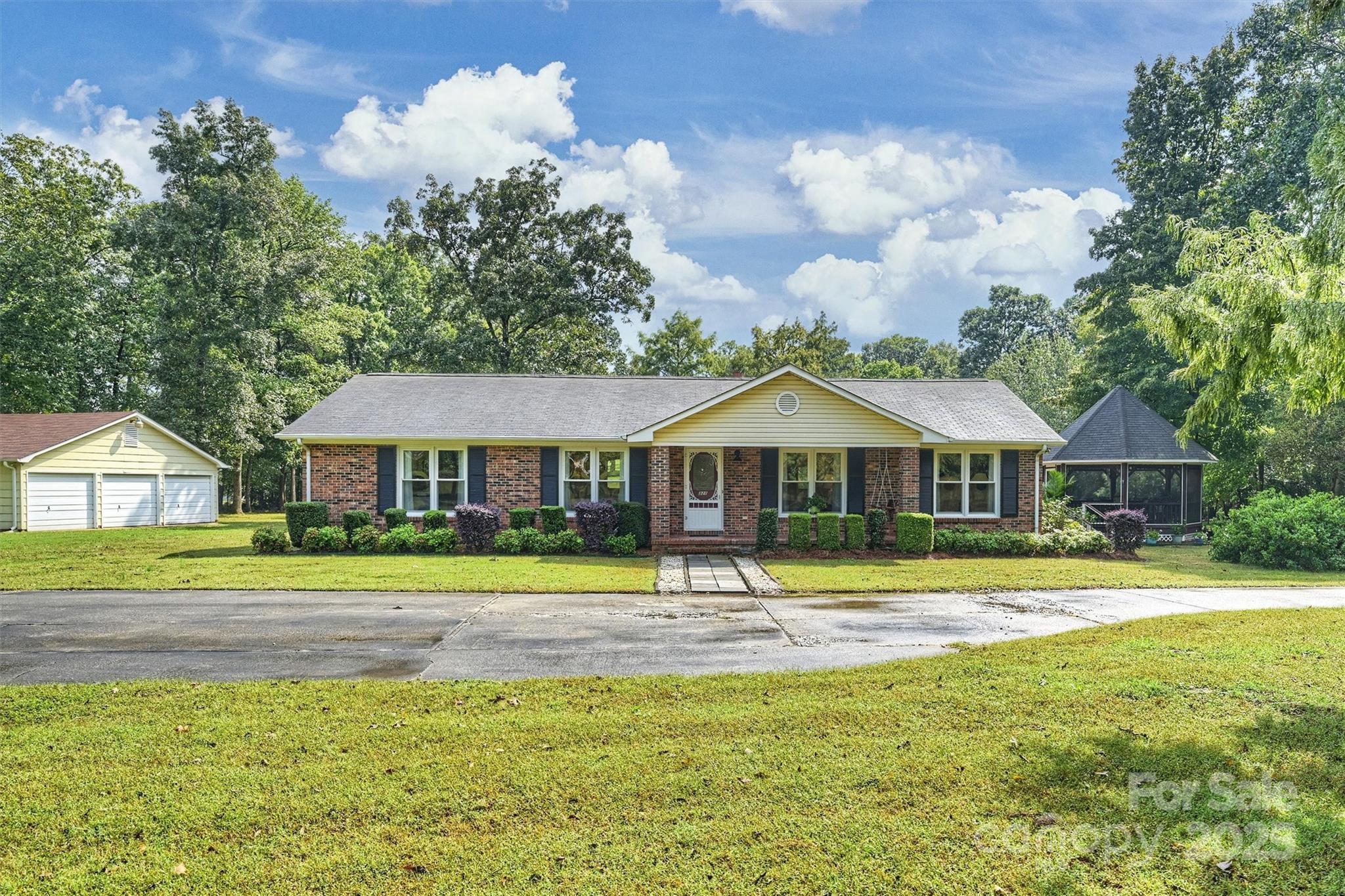 321 York Southern Road