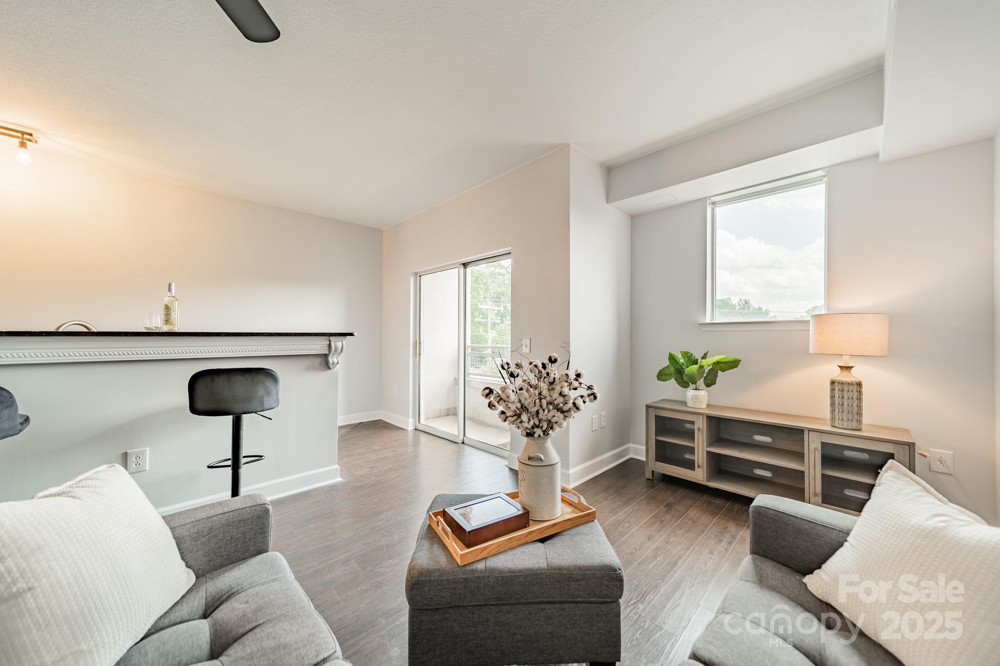 1315 East Boulevard Unit: 327