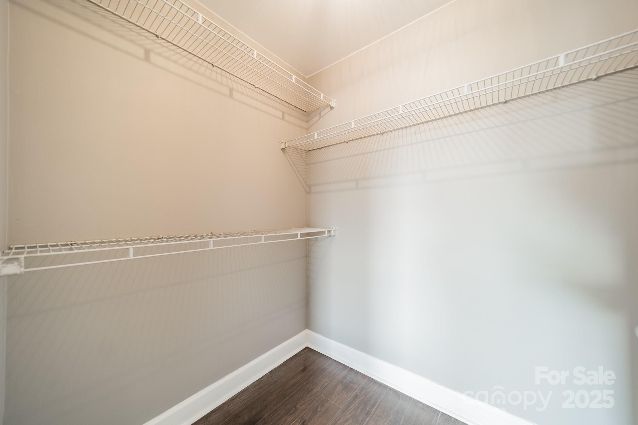 1315 East Boulevard Unit: 327