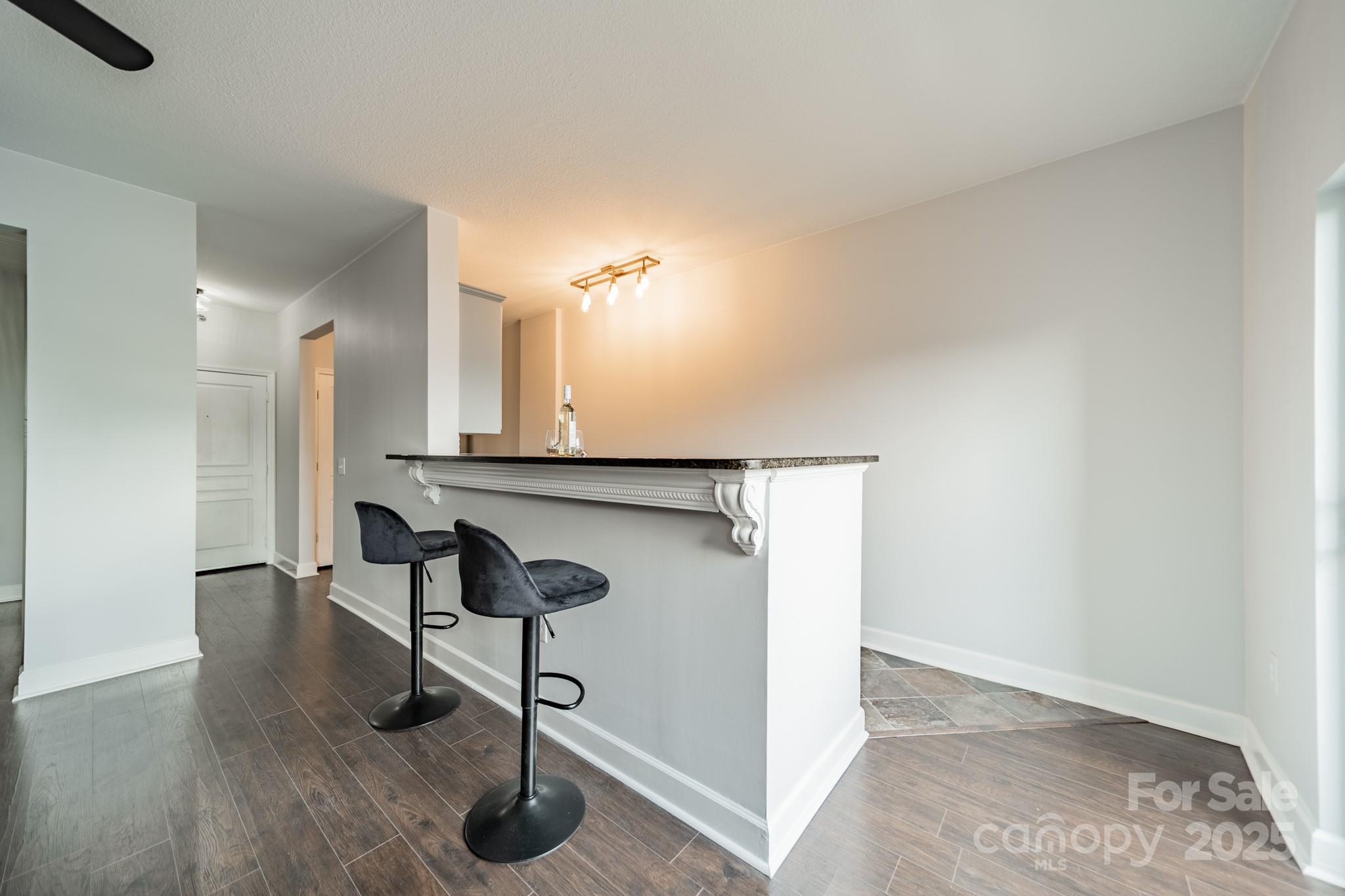 1315 East Boulevard Unit: 327