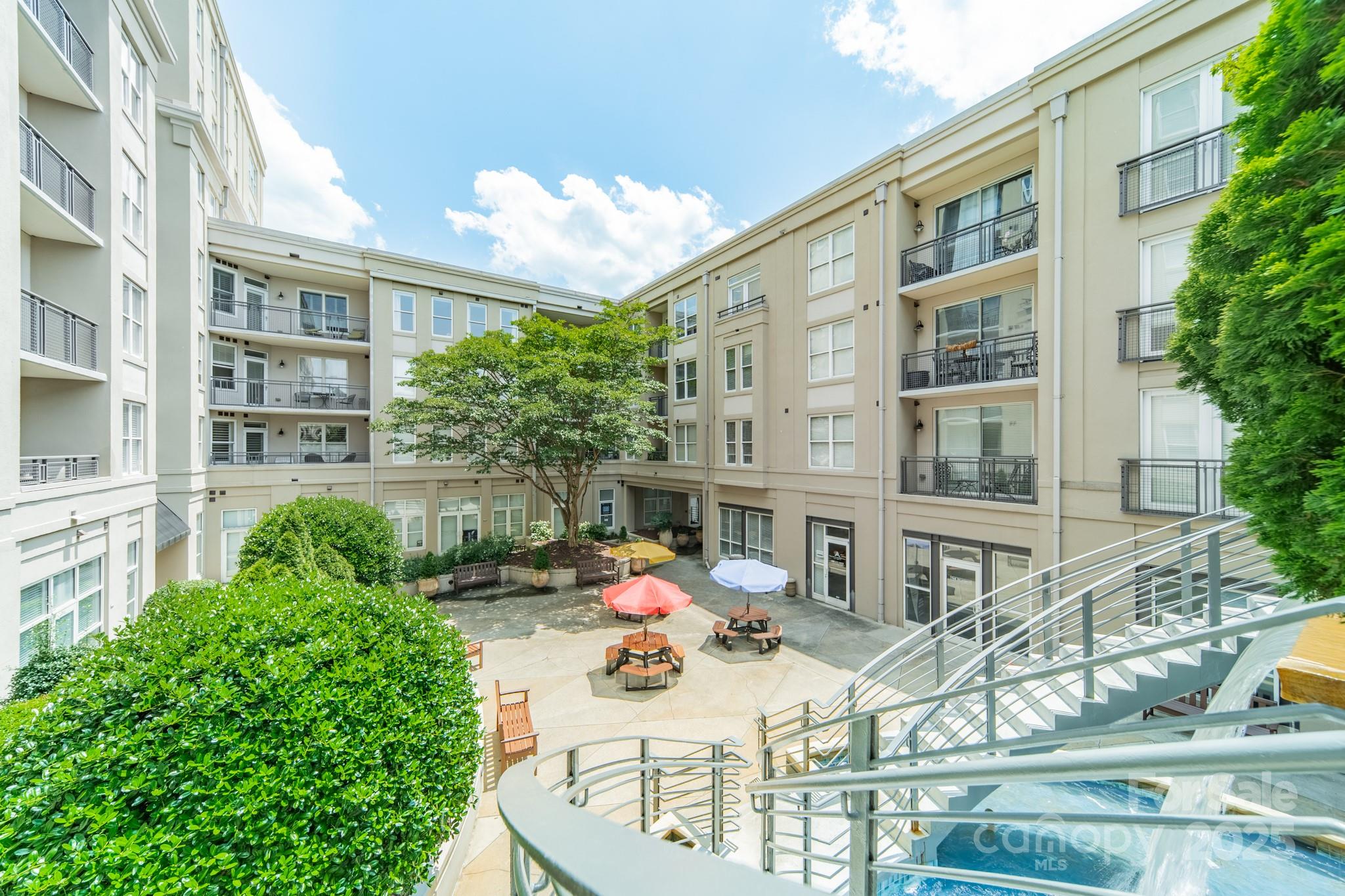 1315 East Boulevard Unit: 327