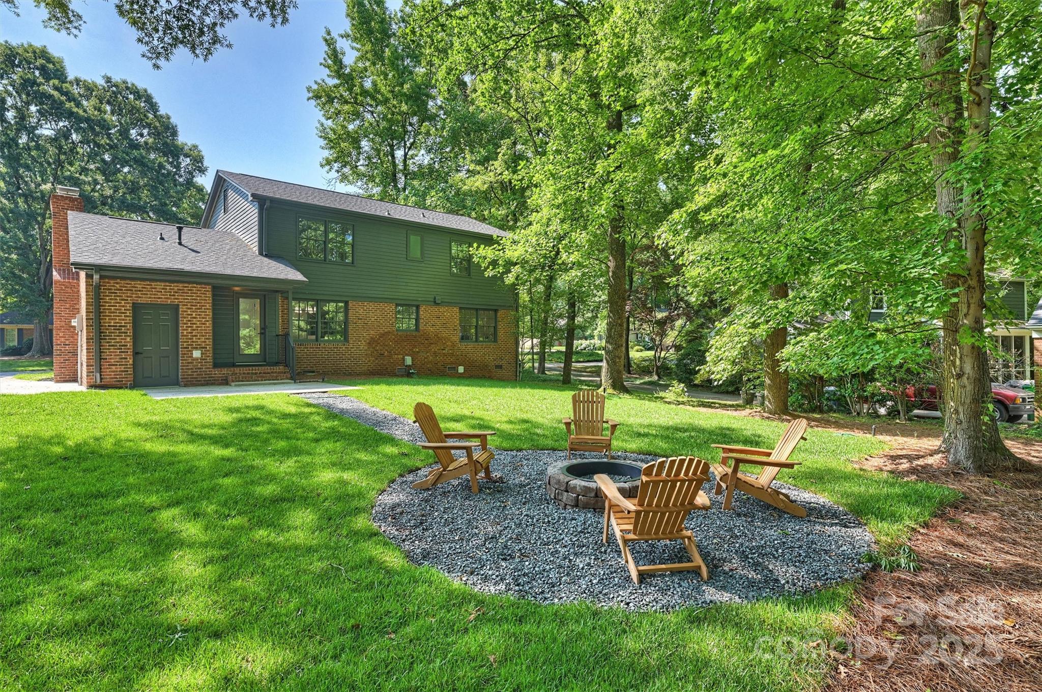 811 Ashmeade Road