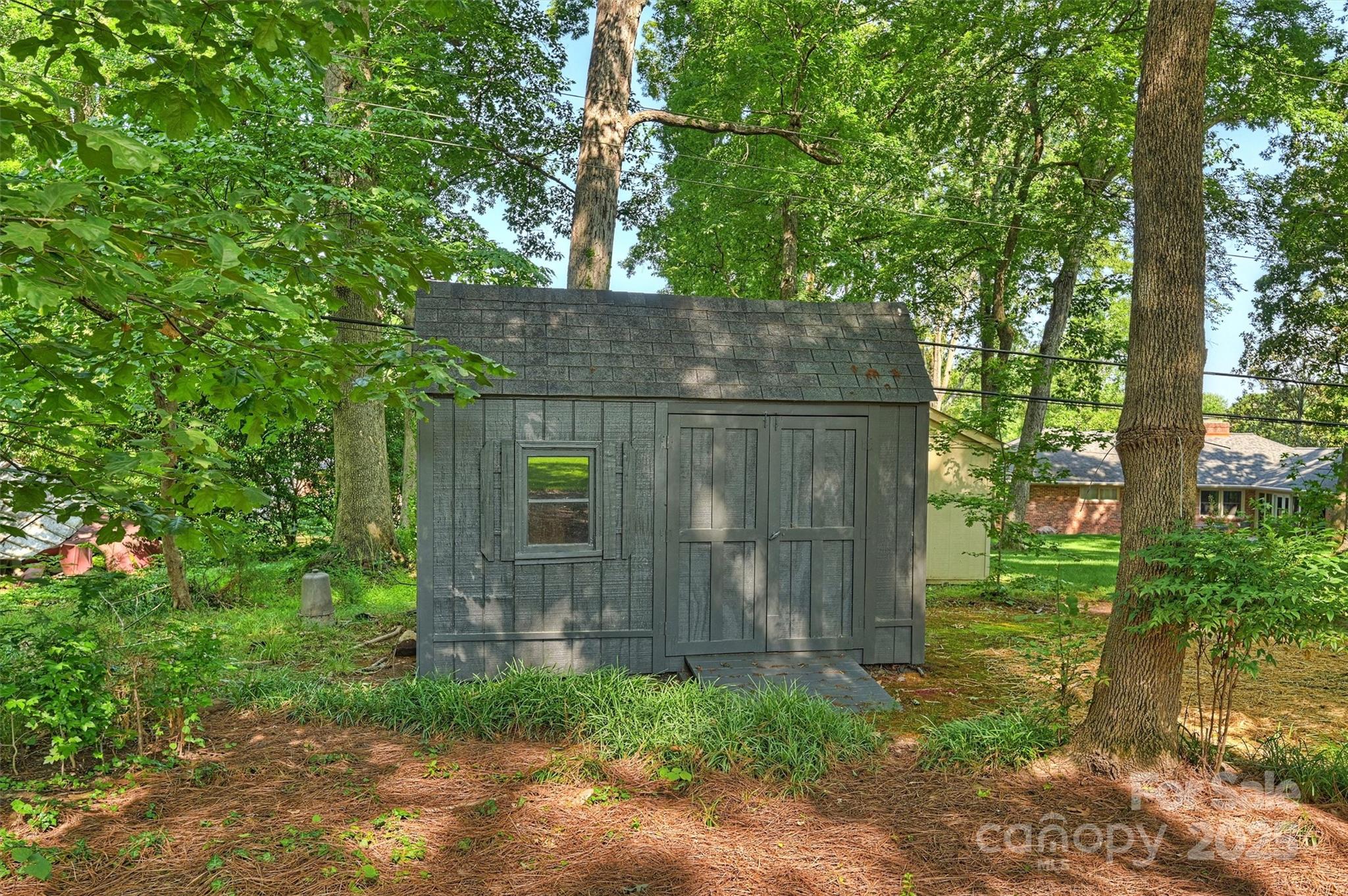 811 Ashmeade Road