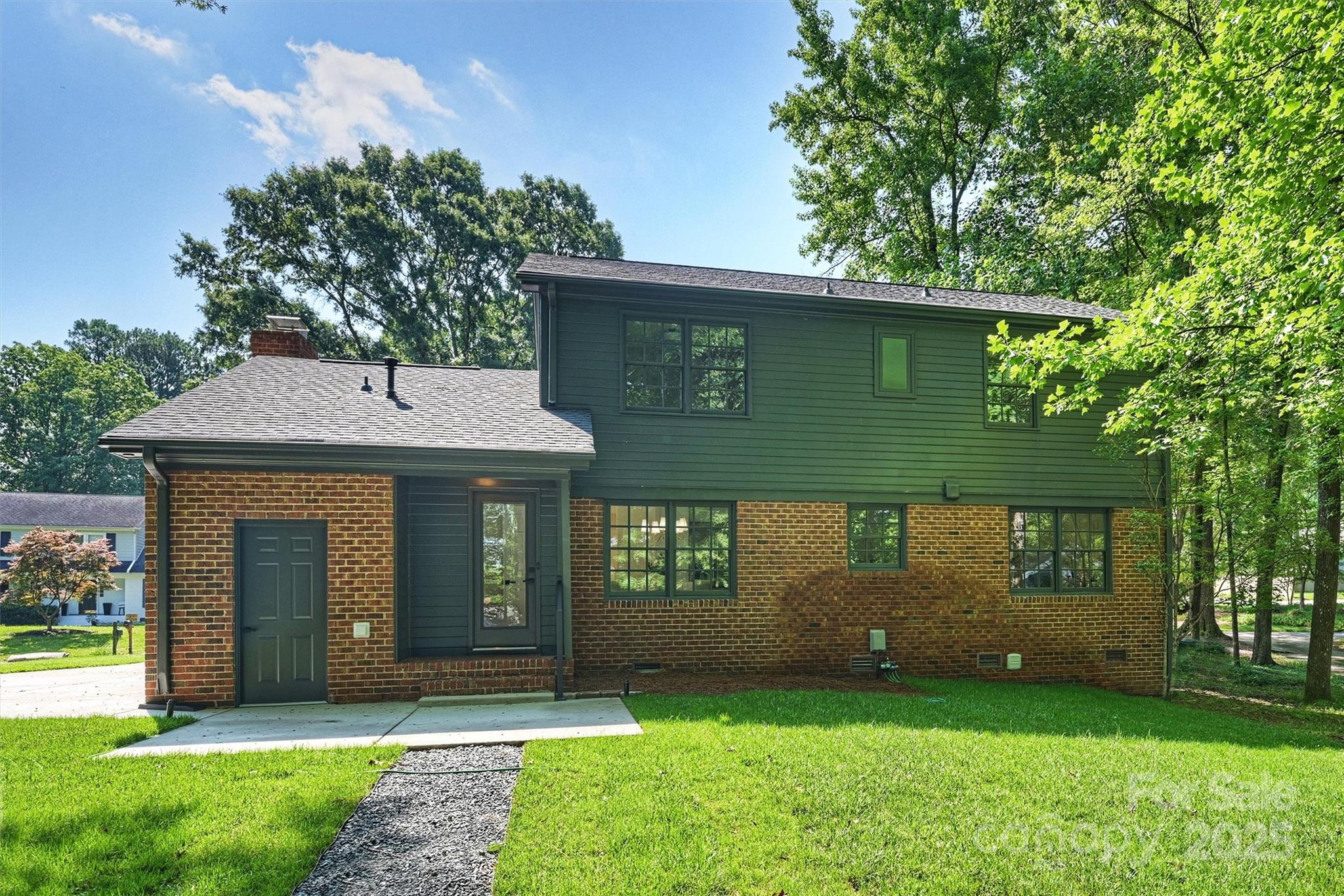 811 Ashmeade Road