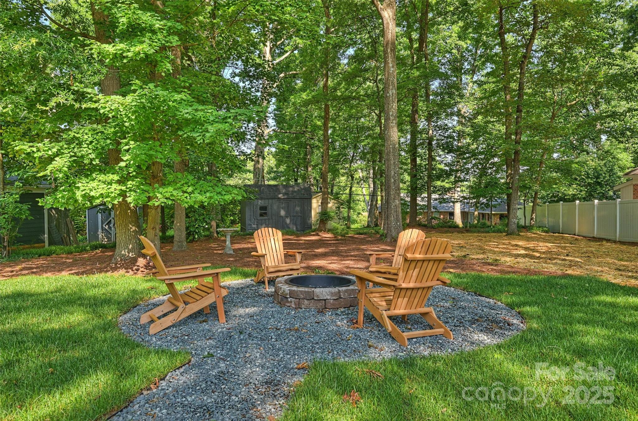 811 Ashmeade Road