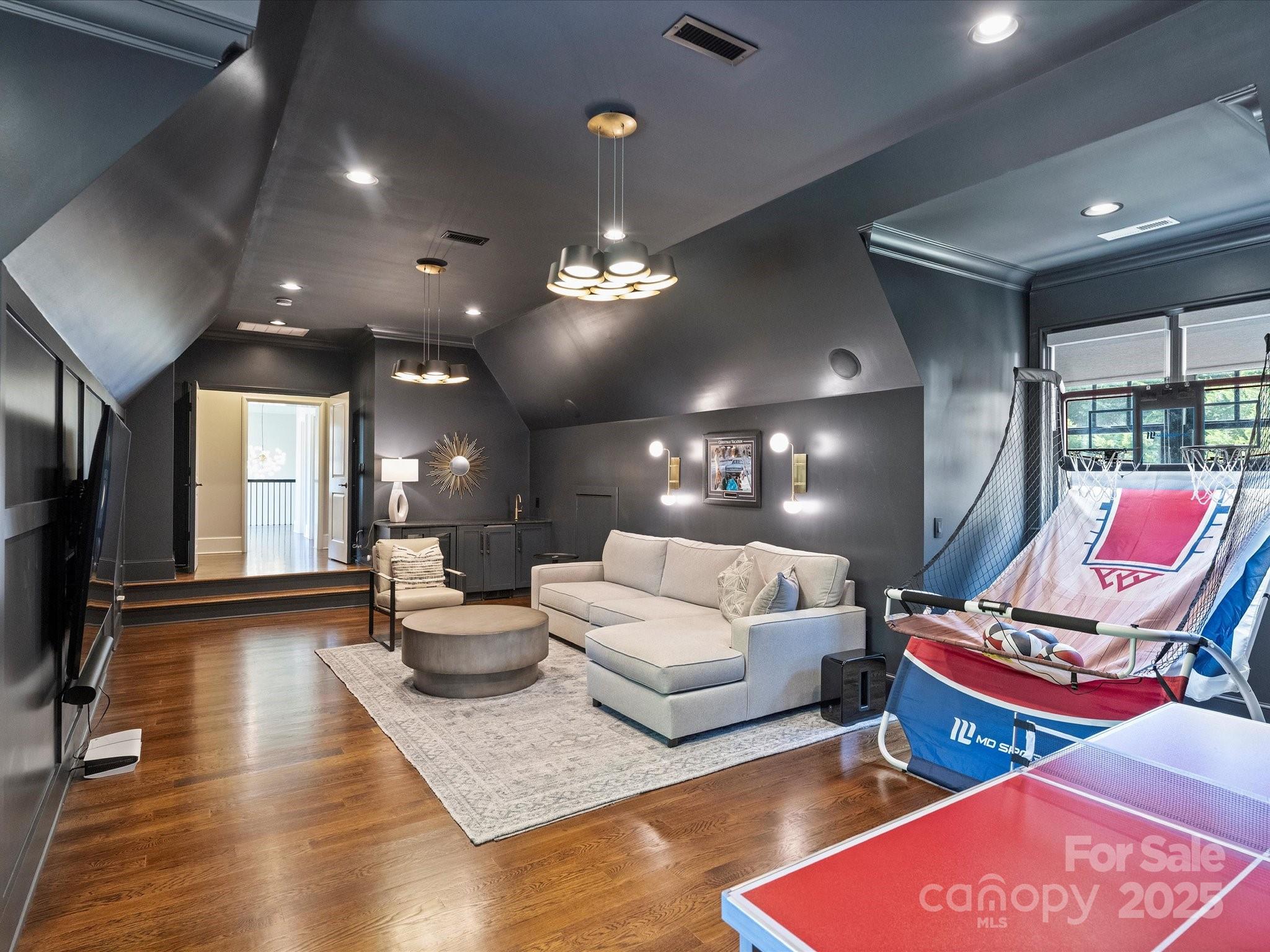 6314 Saint Stephen Lane