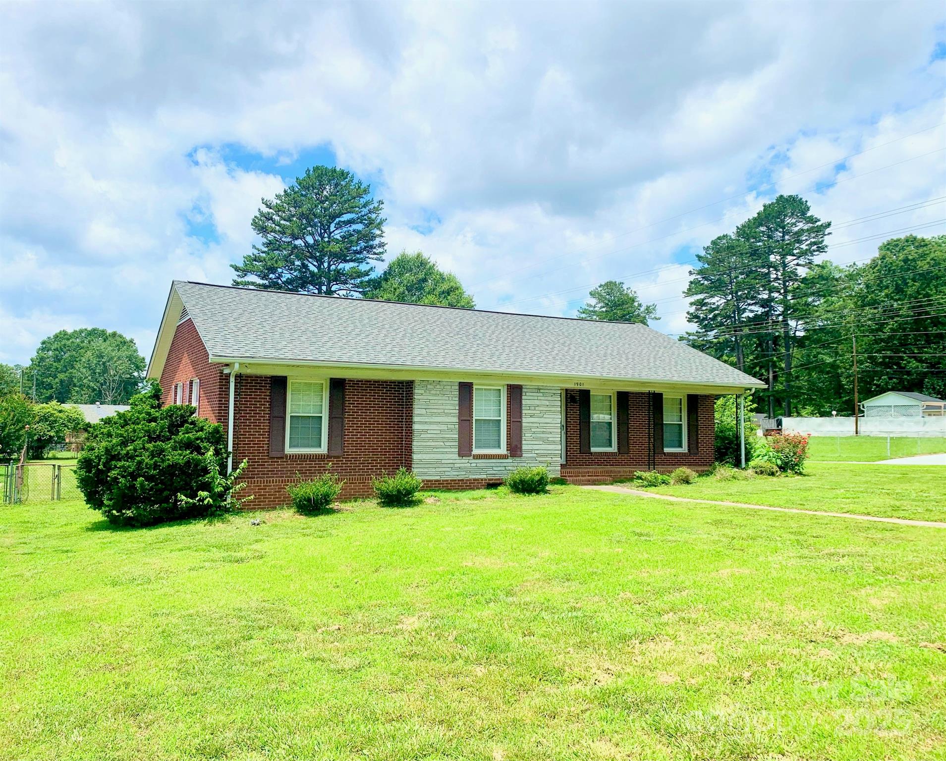 1901 Taylor Drive