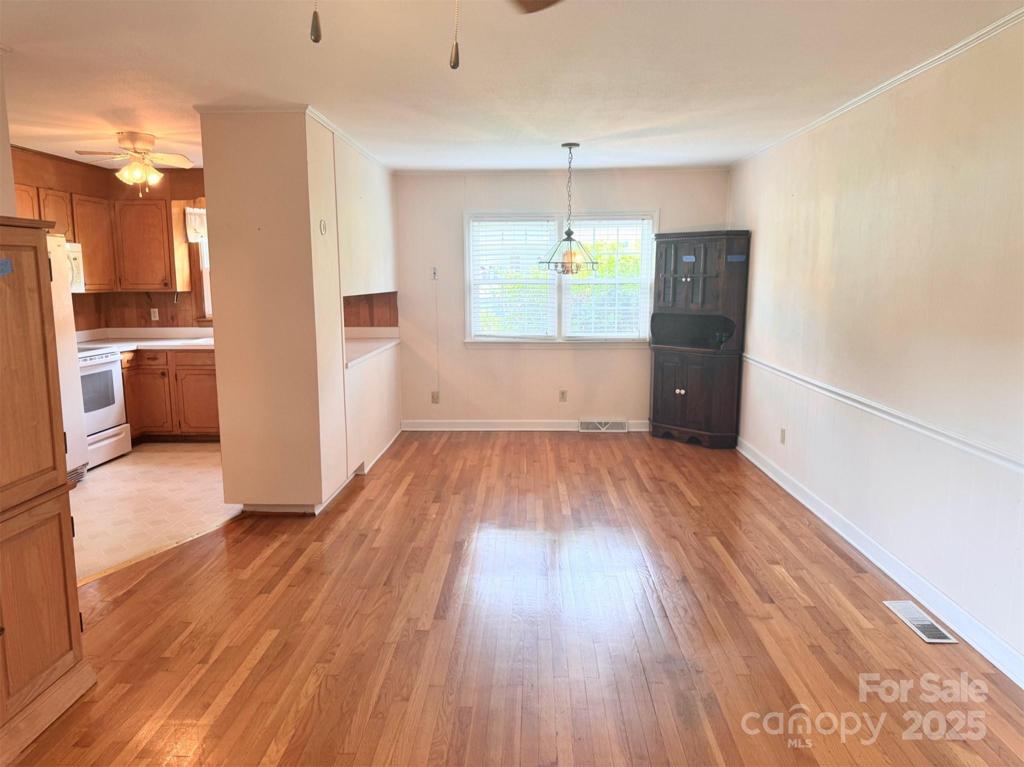 1901 Taylor Drive