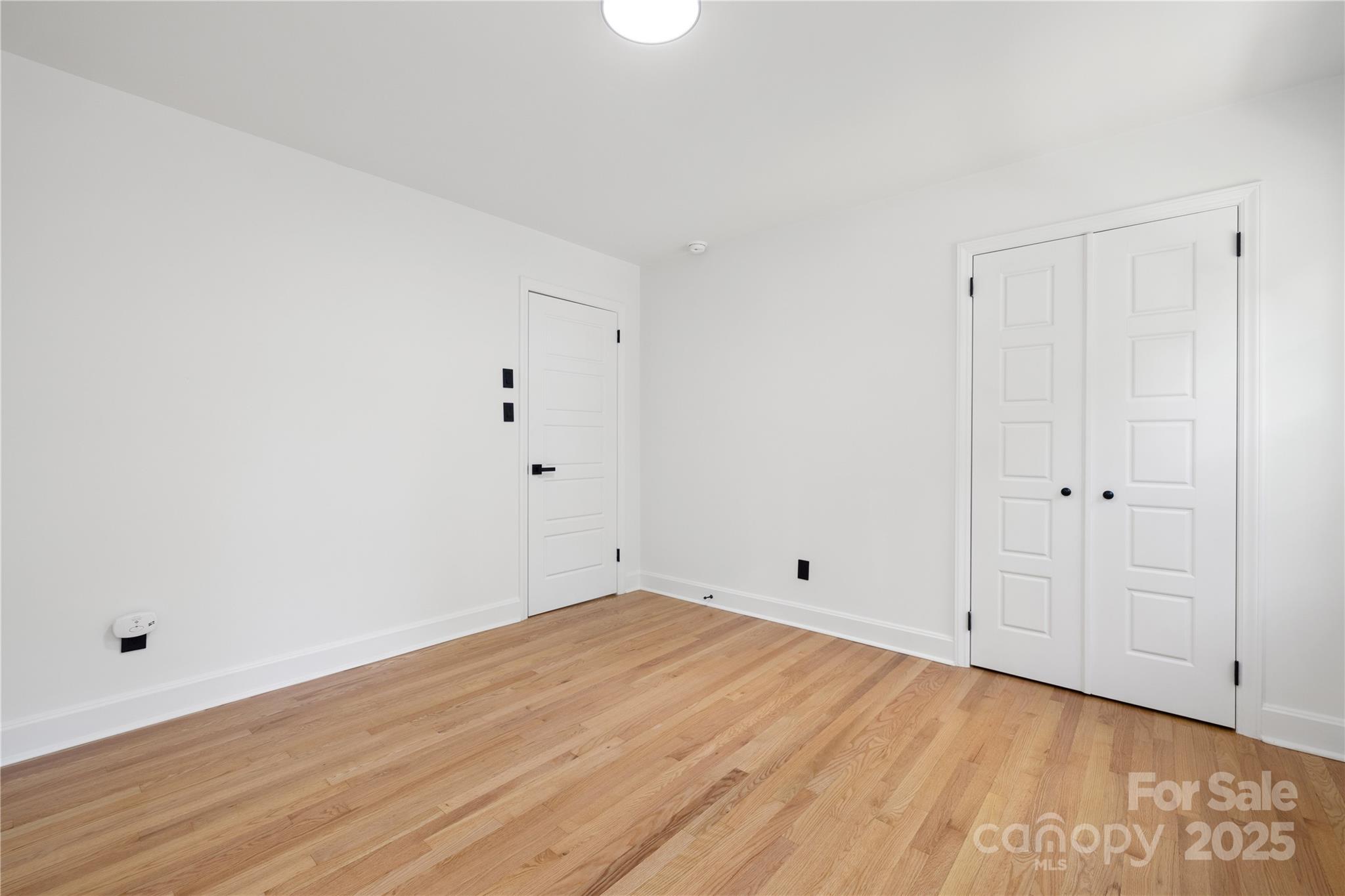 2120 Shadyview Drive