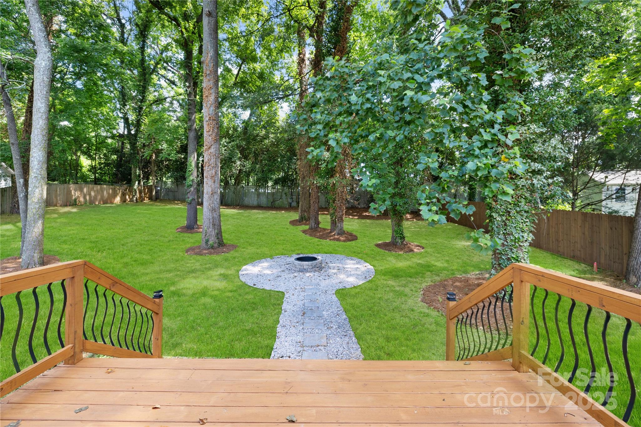 2120 Shadyview Drive