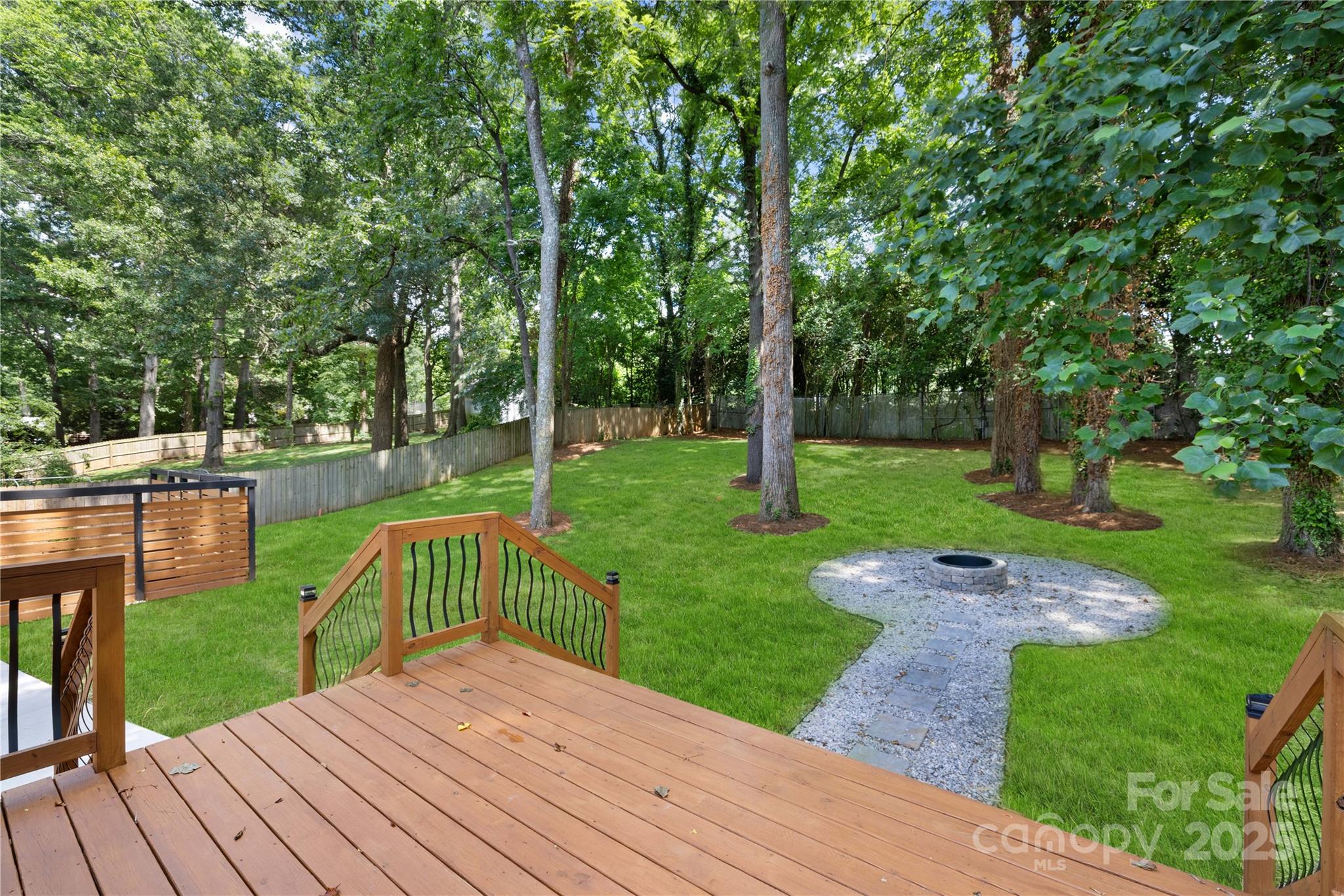 2120 Shadyview Drive