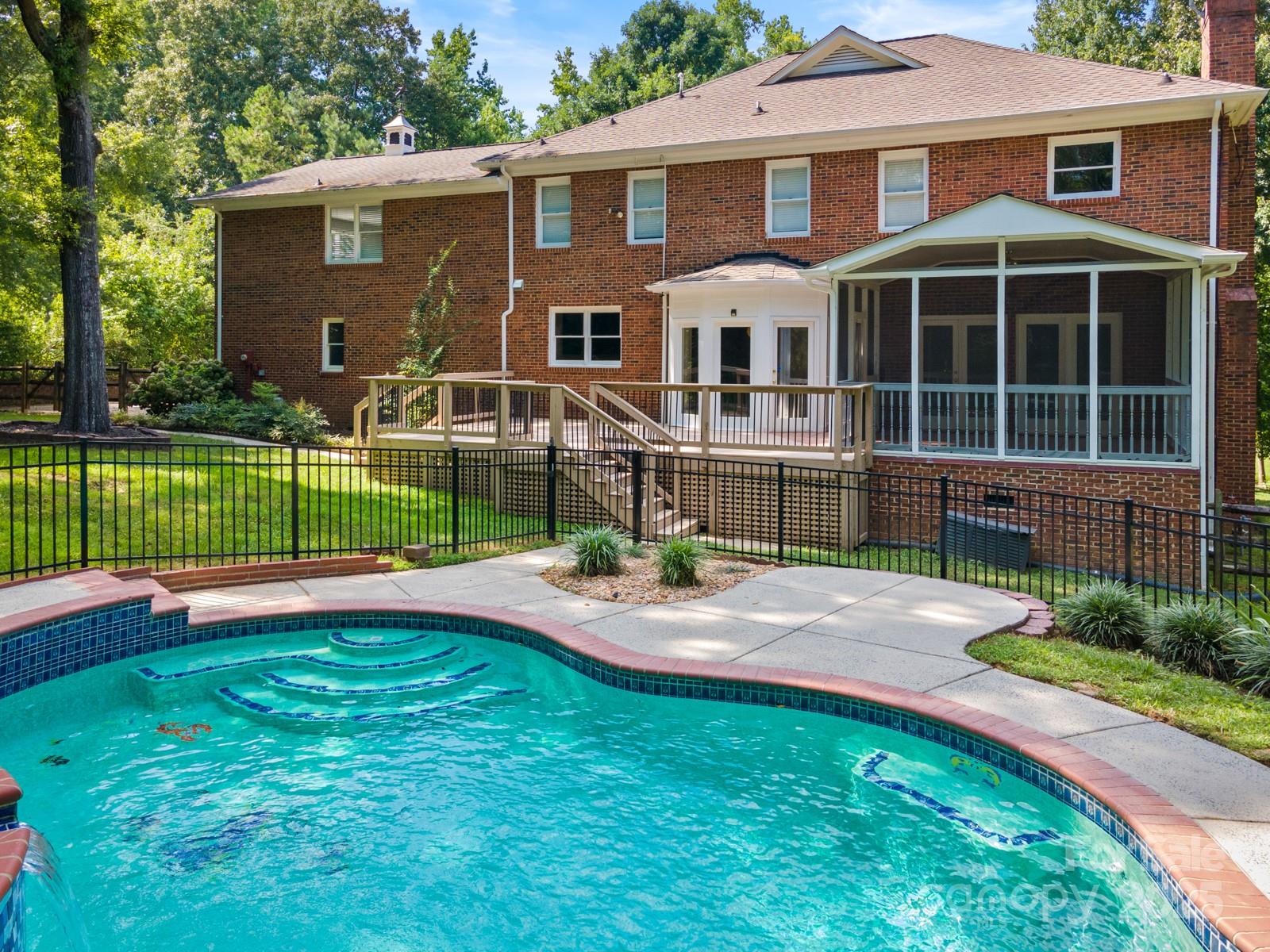 1134 Willow Oaks Trail
