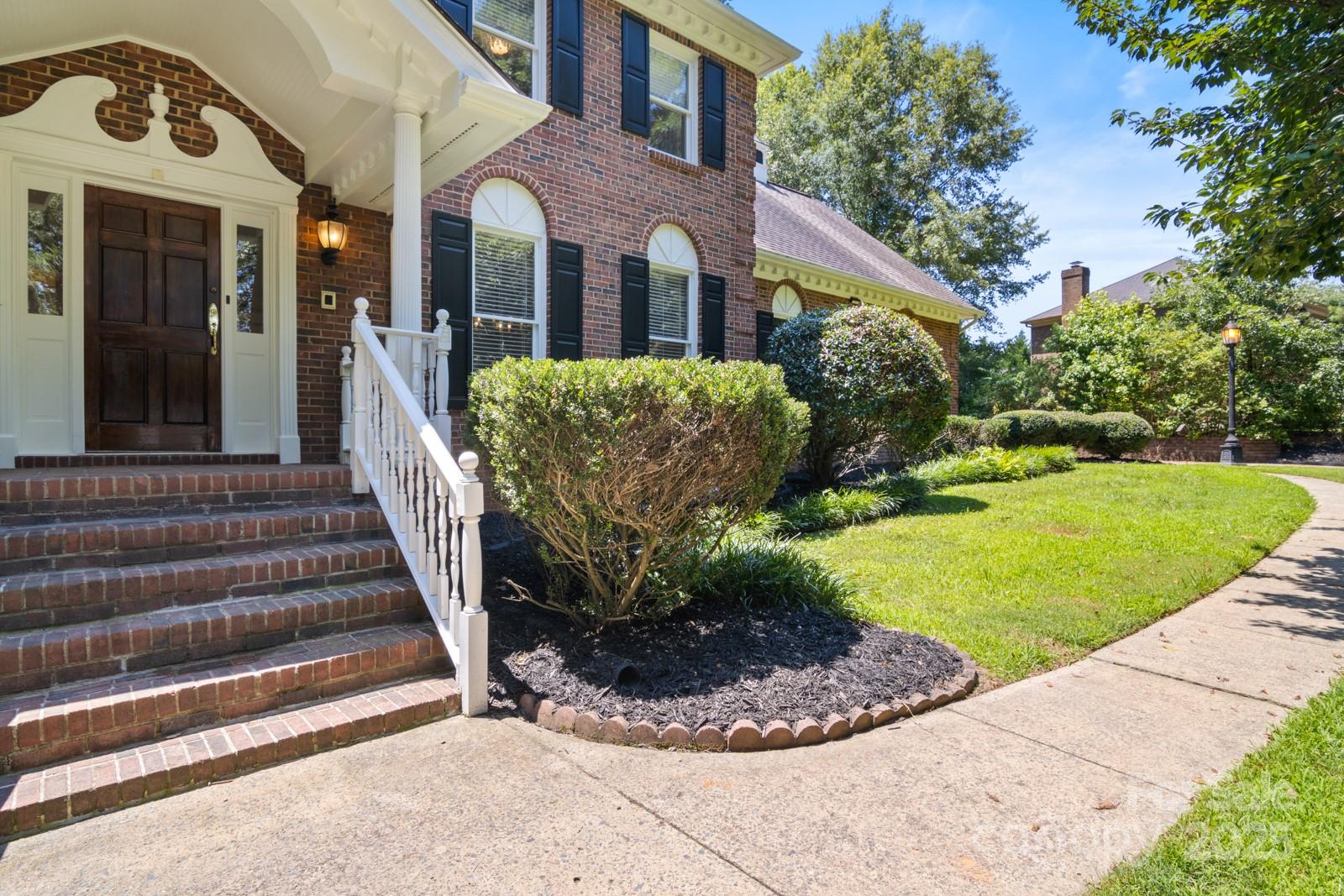 1134 Willow Oaks Trail