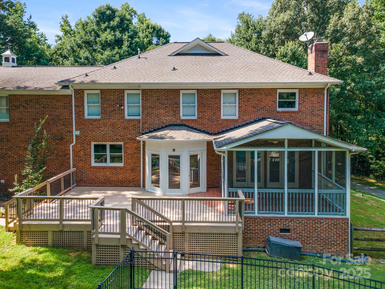 1134 Willow Oaks Trail