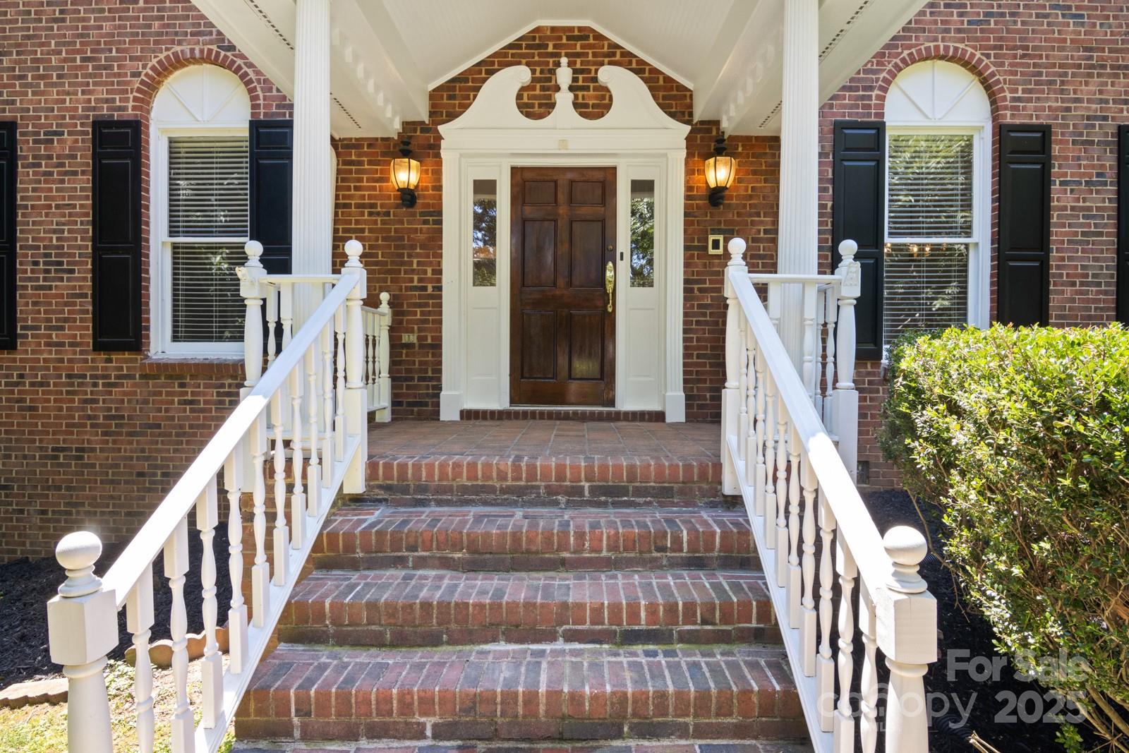 1134 Willow Oaks Trail