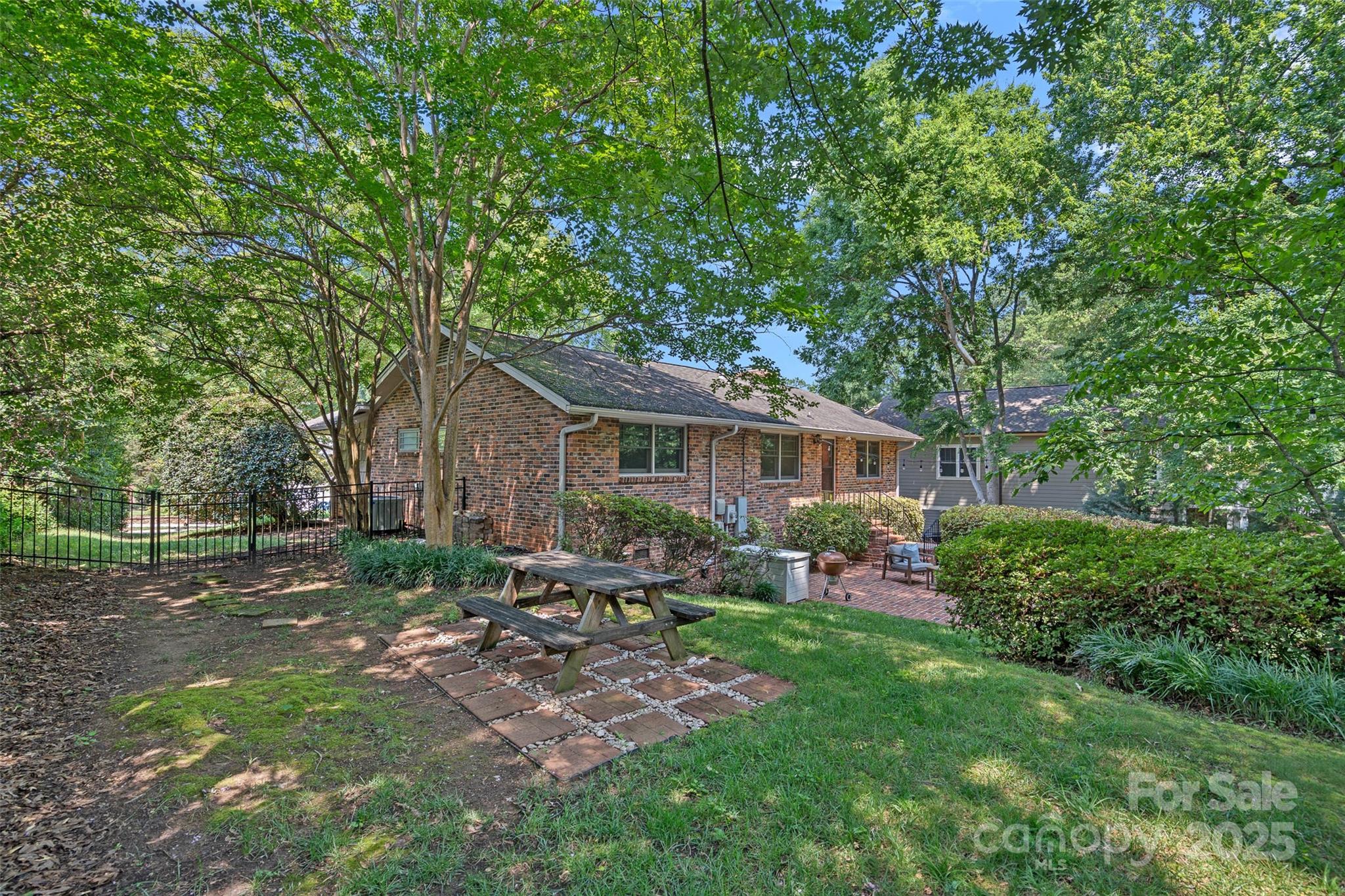 5441 Wintercrest Lane