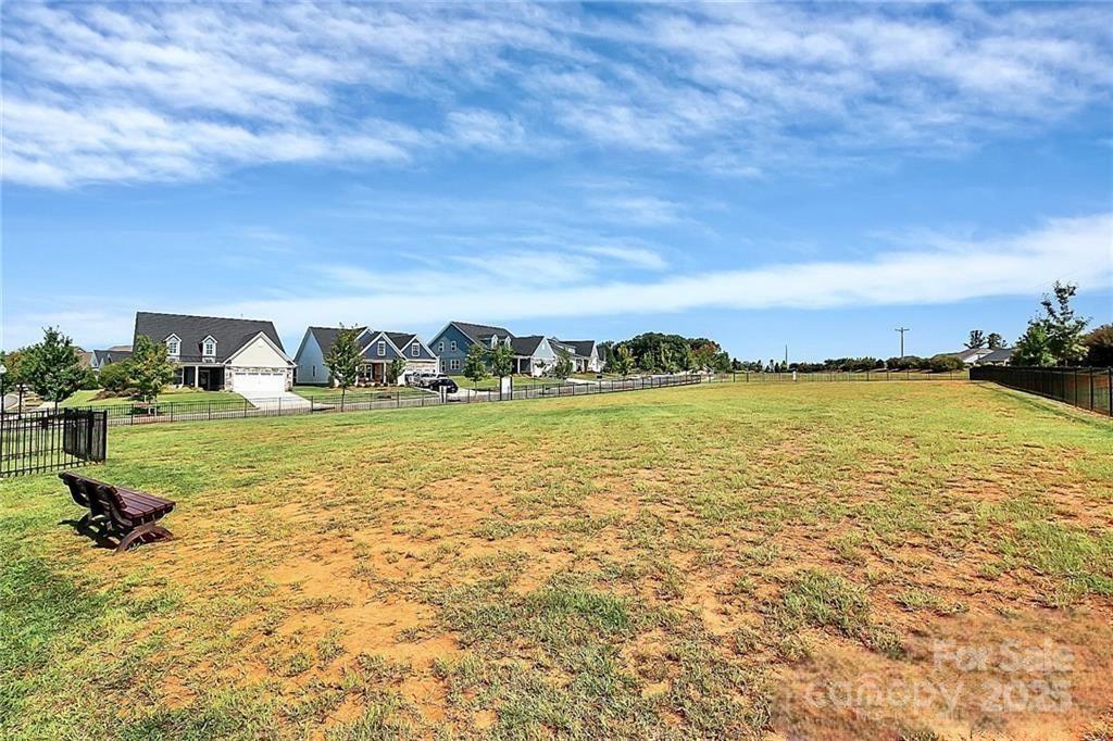 1108 Mayapple Way