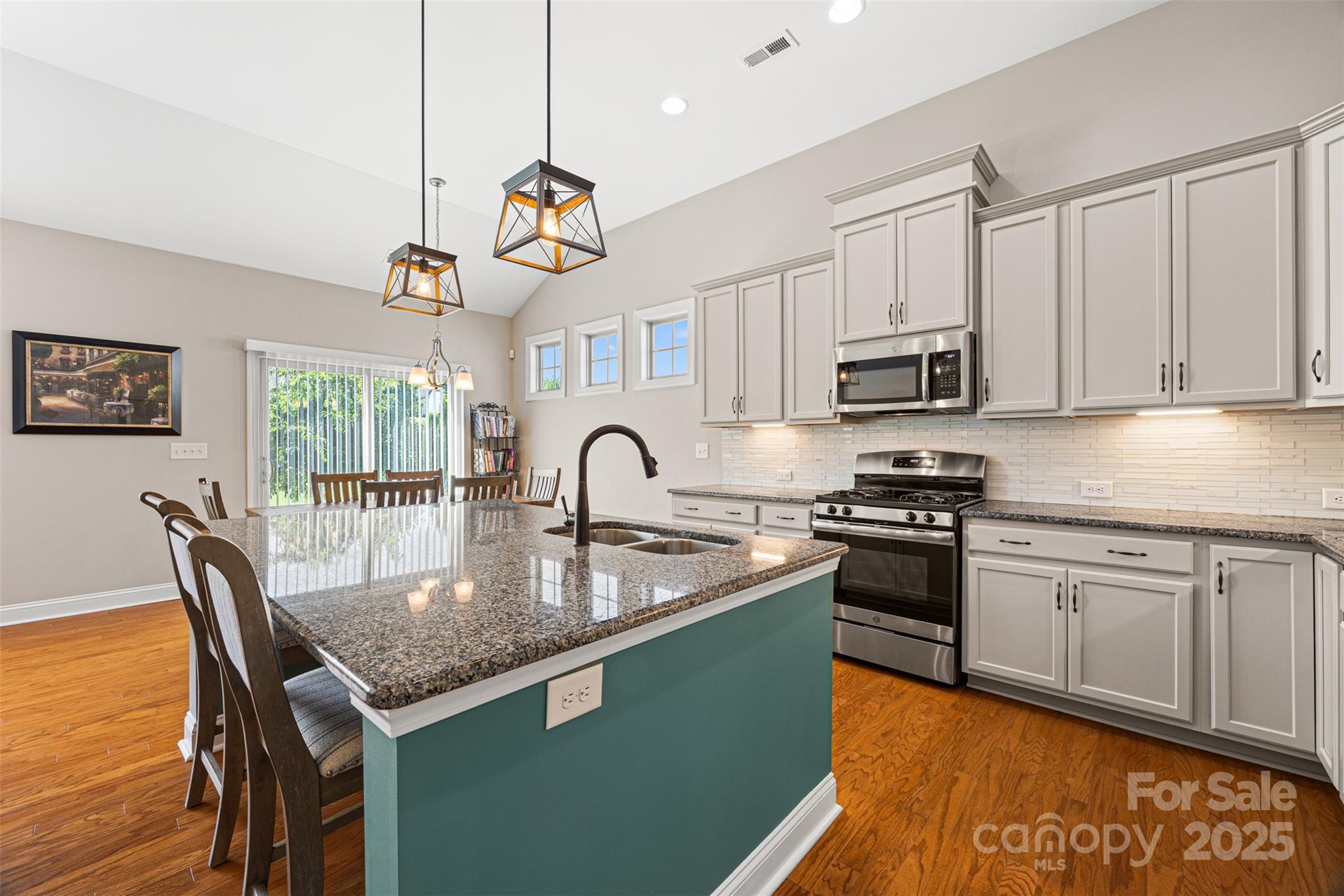 1108 Mayapple Way