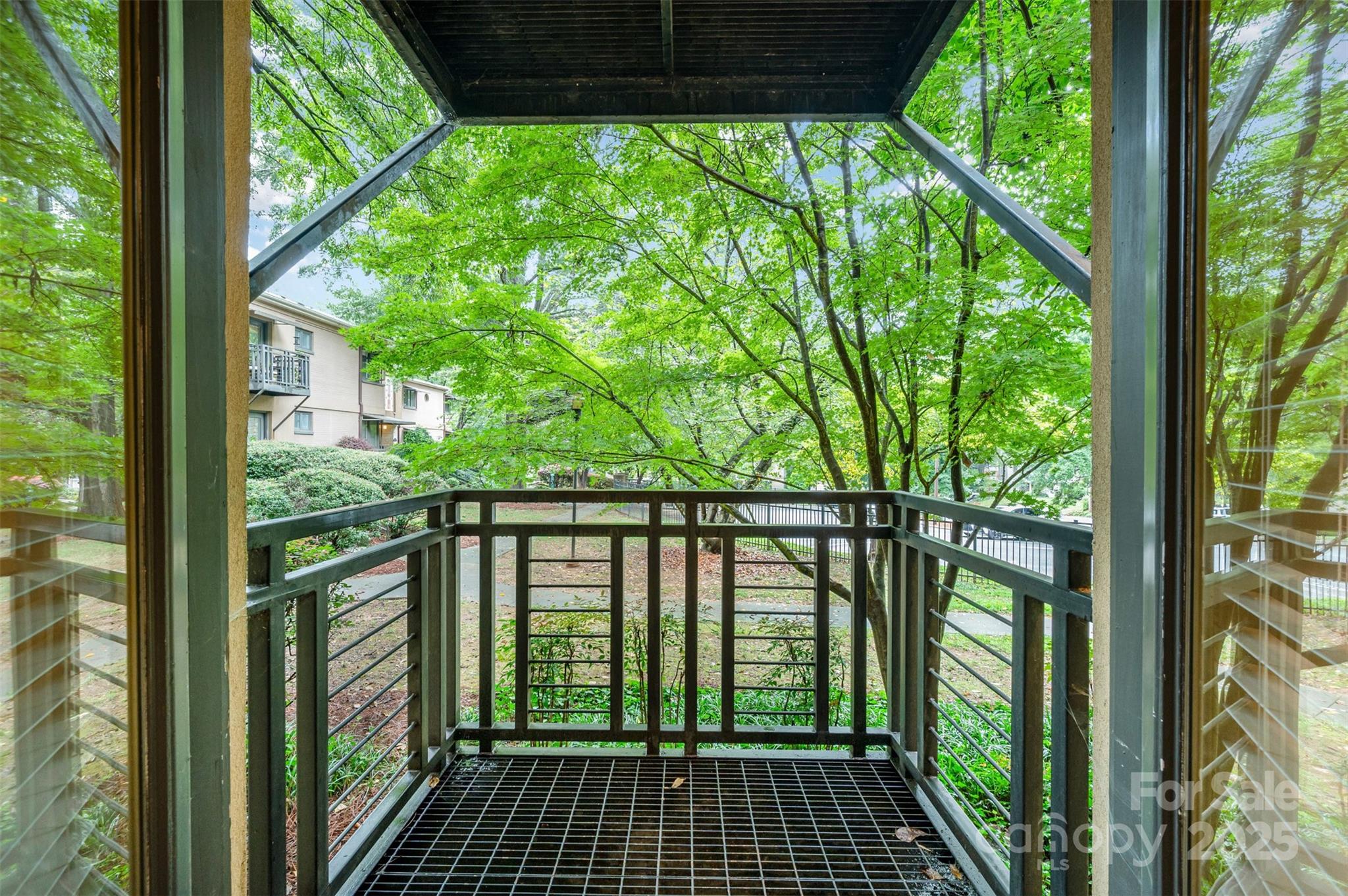 207 N Dotger Avenue Unit: C14
