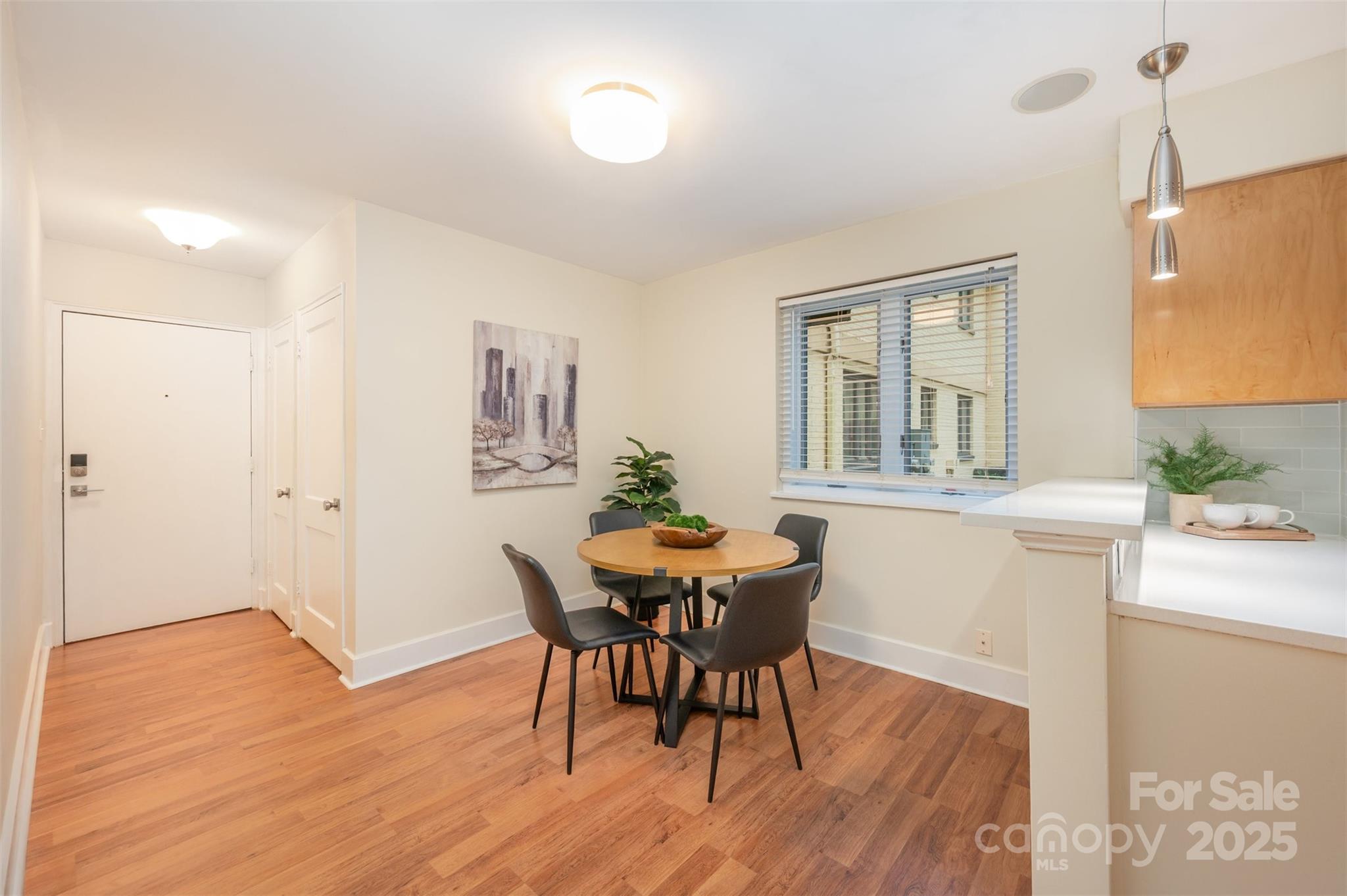 207 N Dotger Avenue Unit: C14