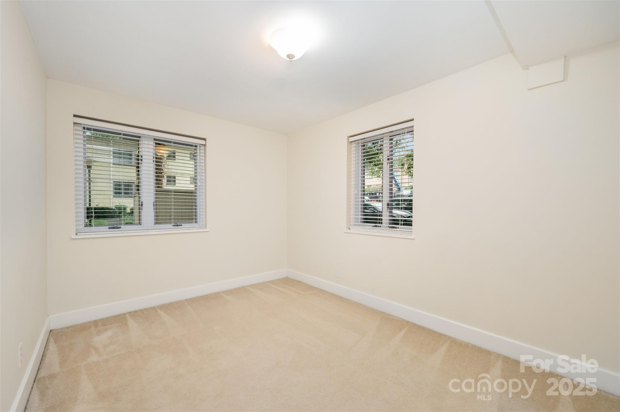 207 N Dotger Avenue Unit: C14