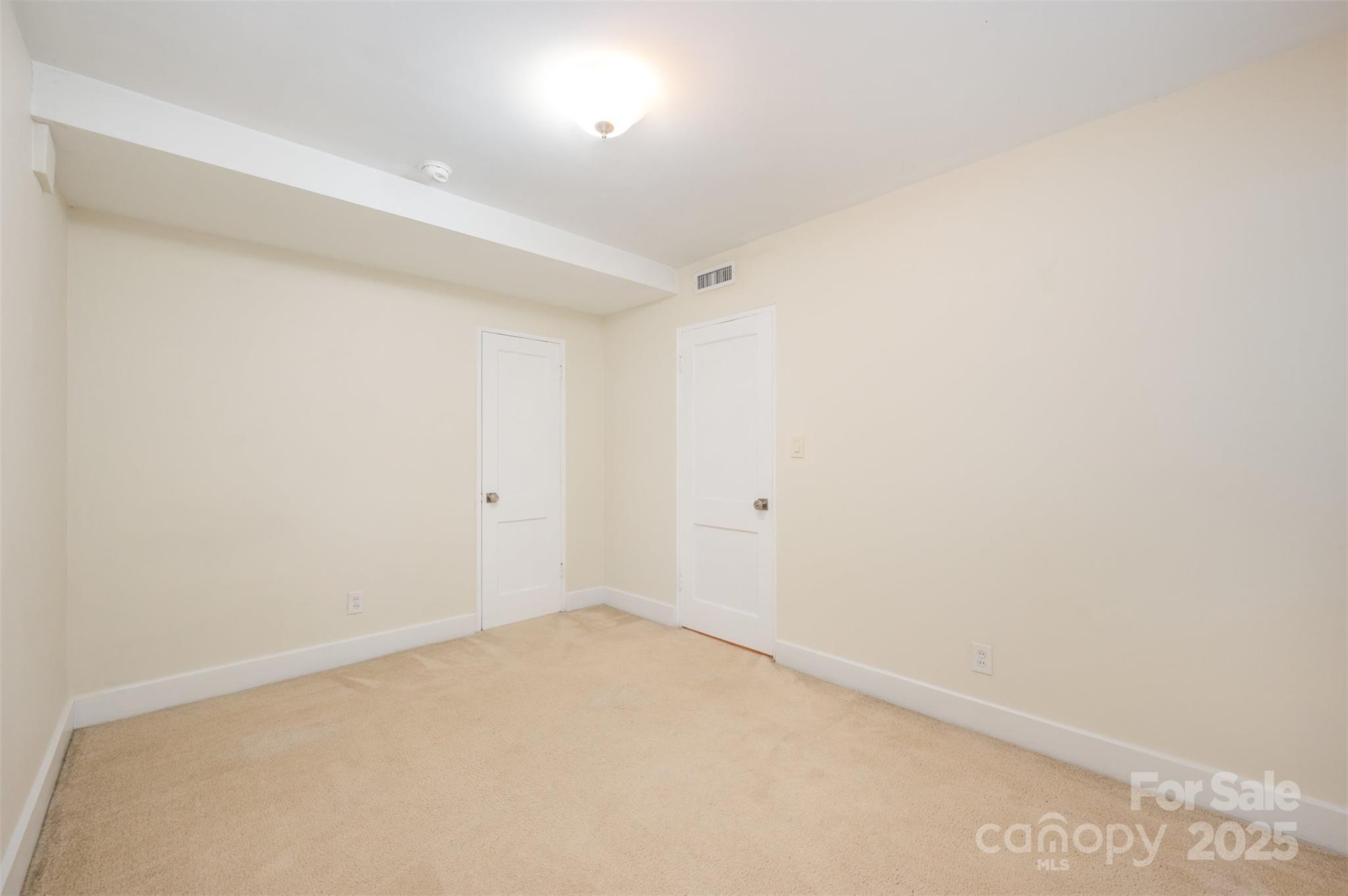 207 N Dotger Avenue Unit: C14