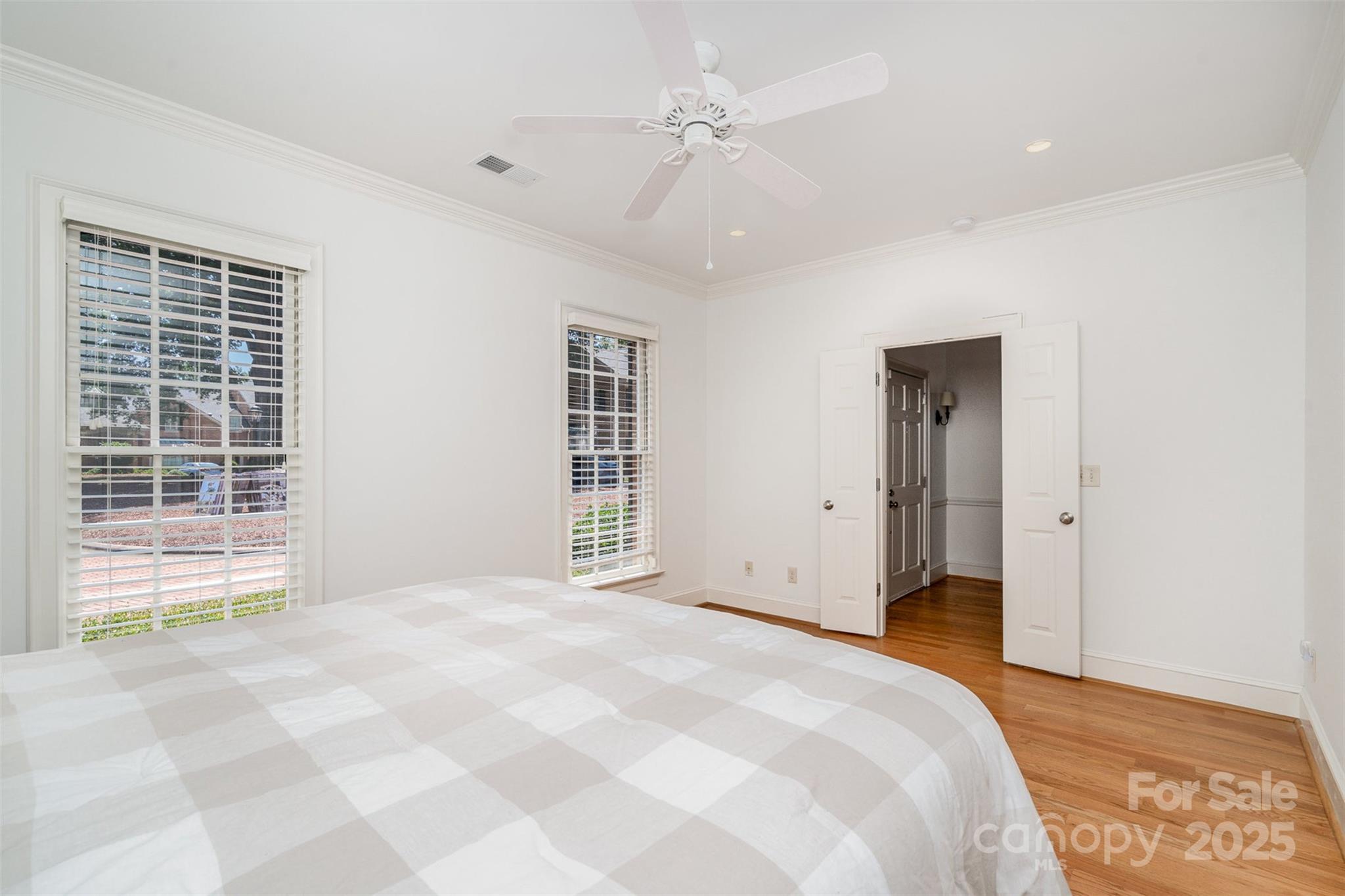 2825 Sharon View Road